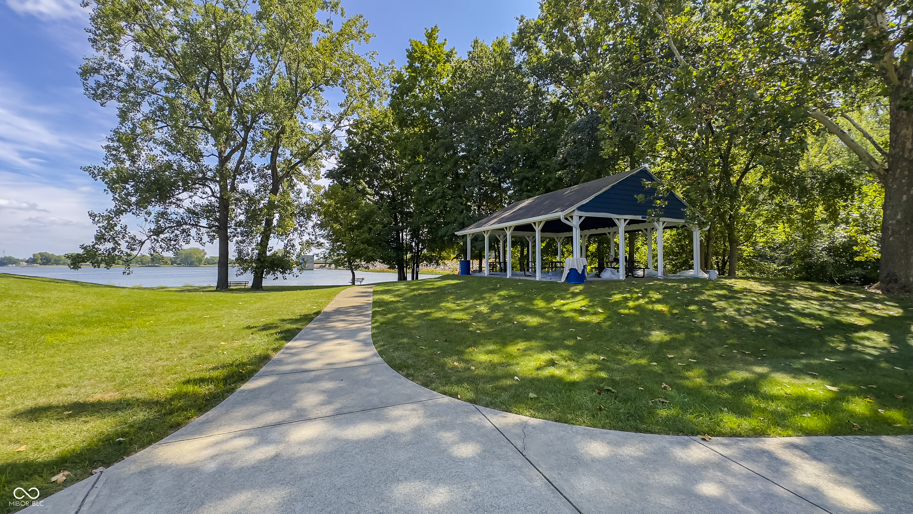 820 Elmwood Circle