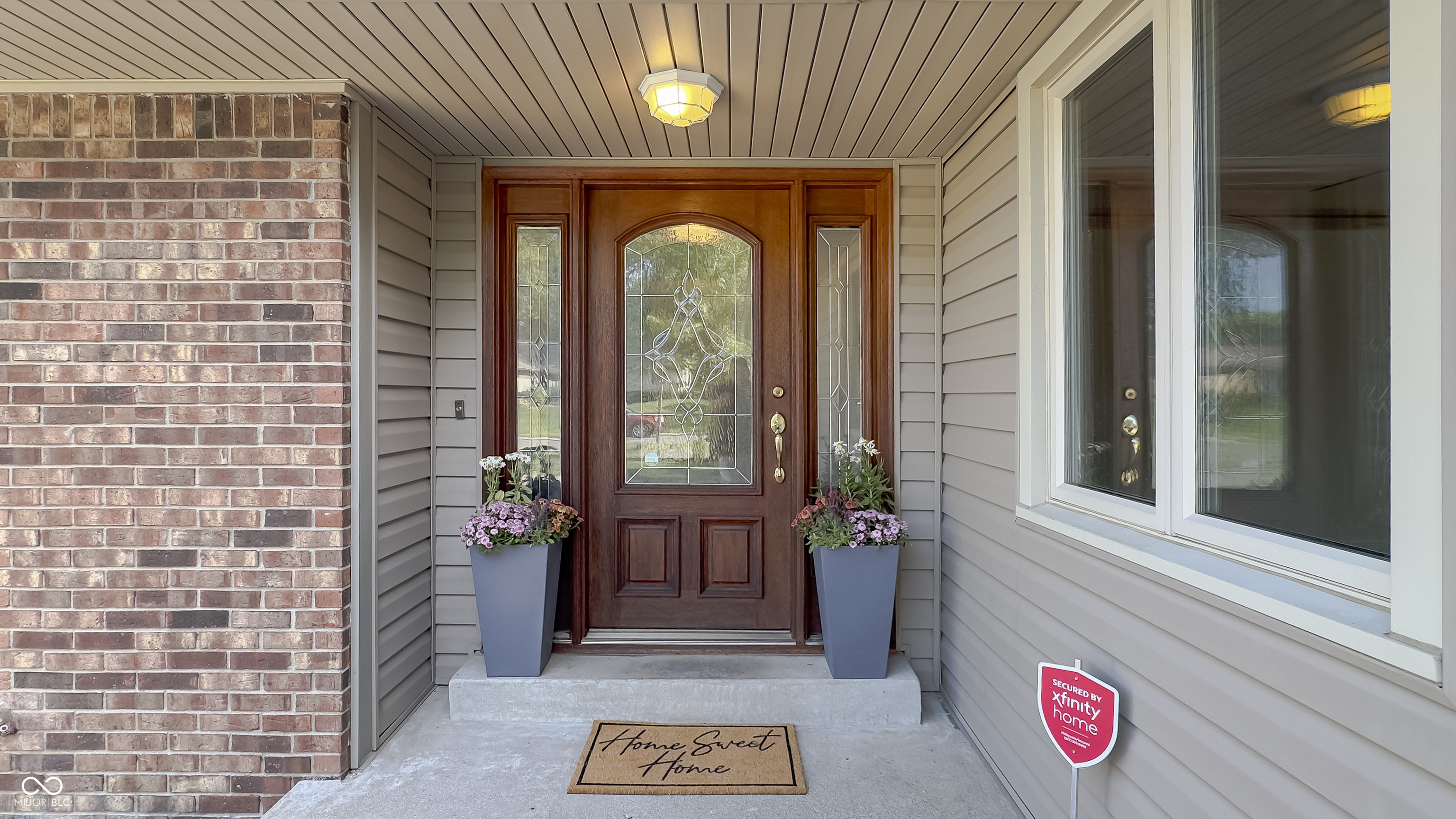 820 Elmwood Circle