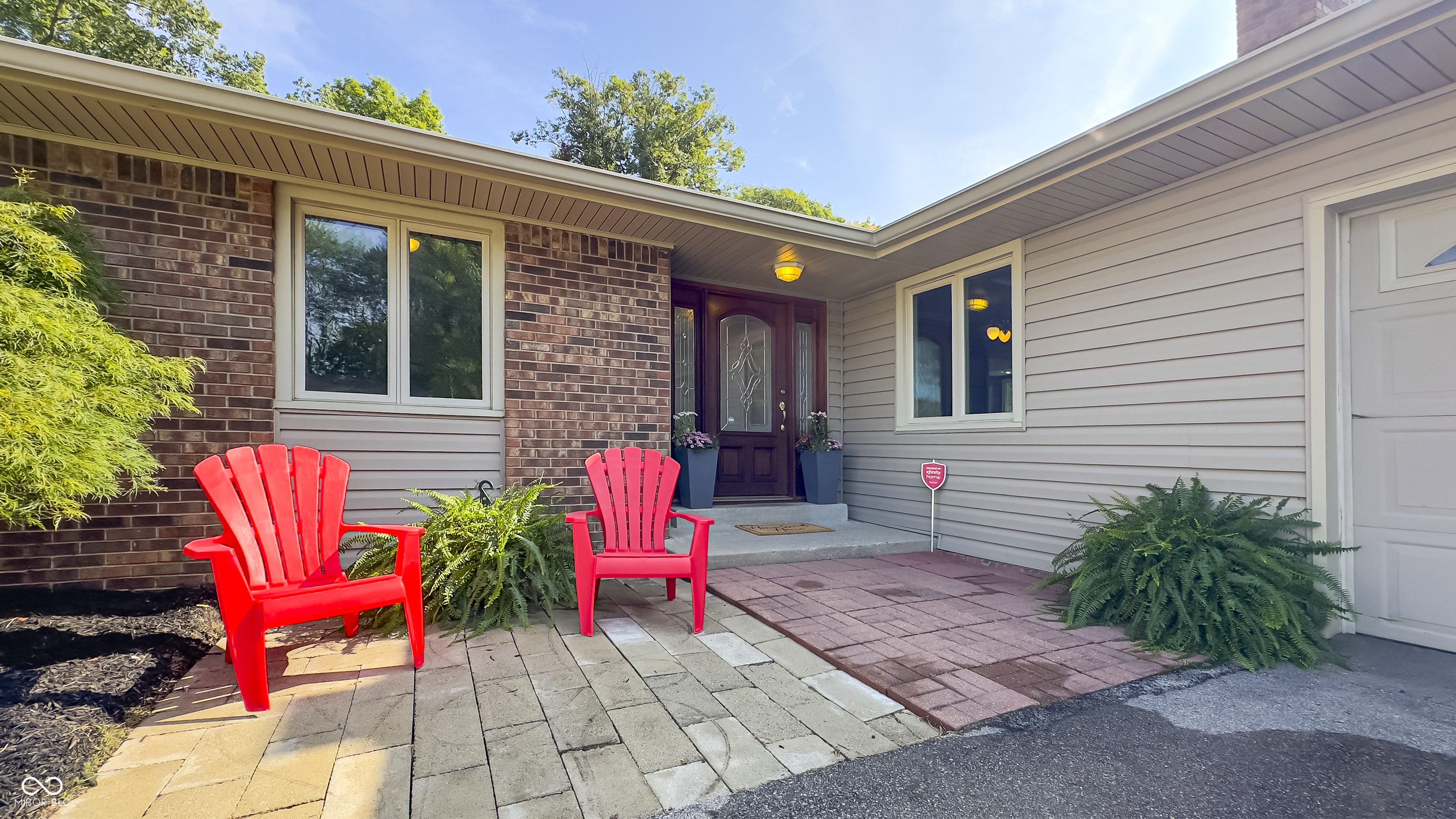 820 Elmwood Circle