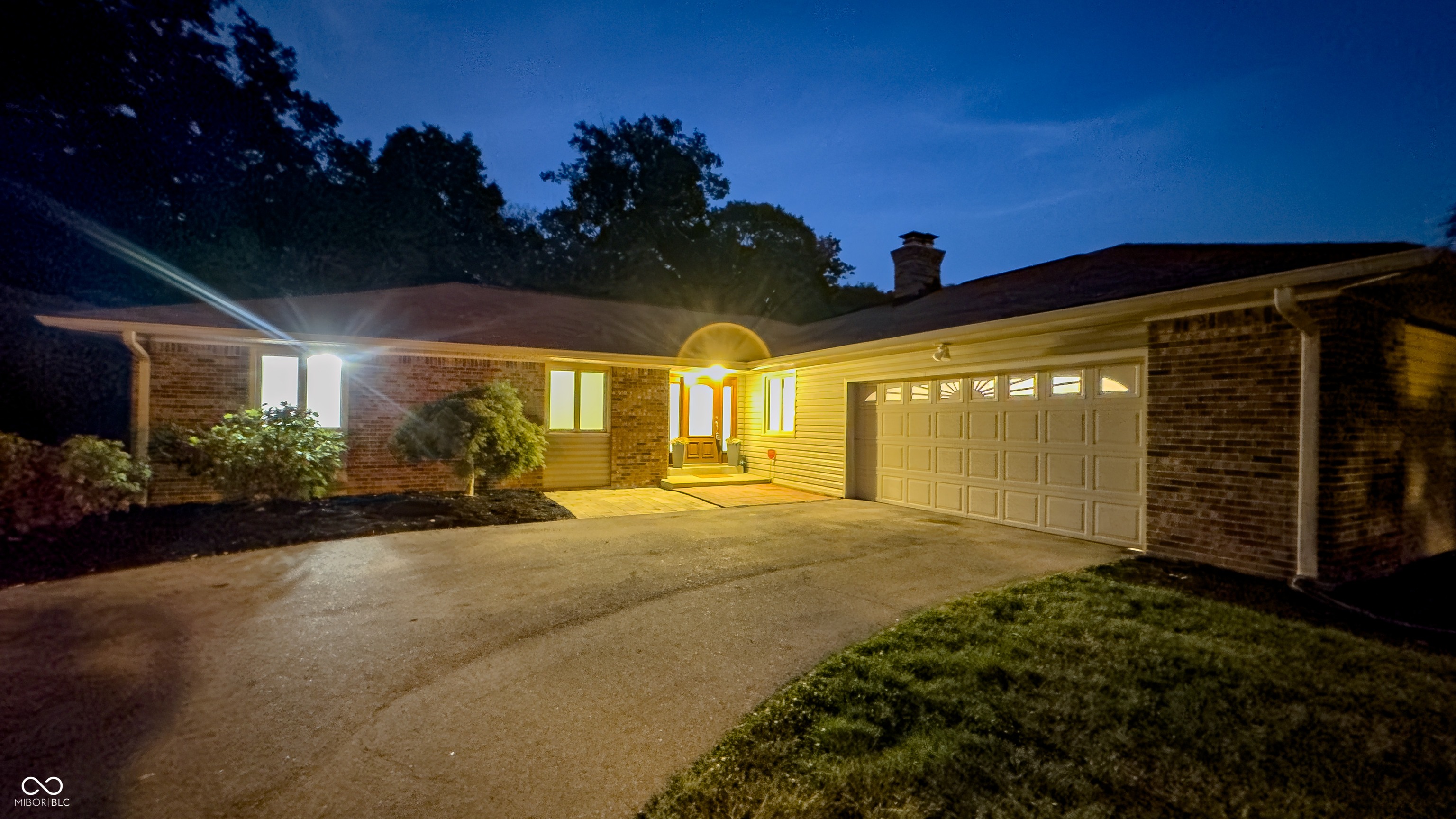 820 Elmwood Circle