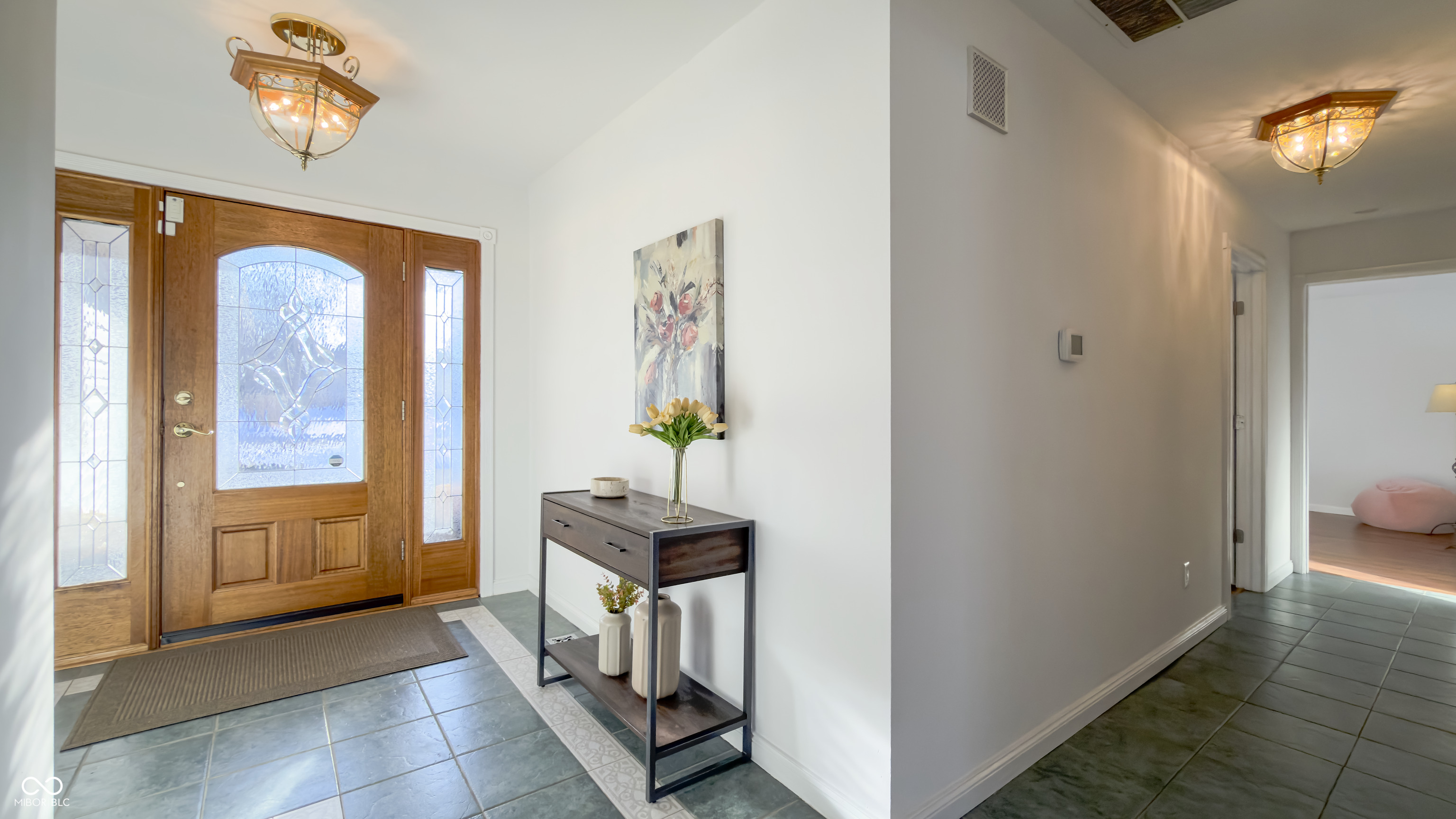 820 Elmwood Circle