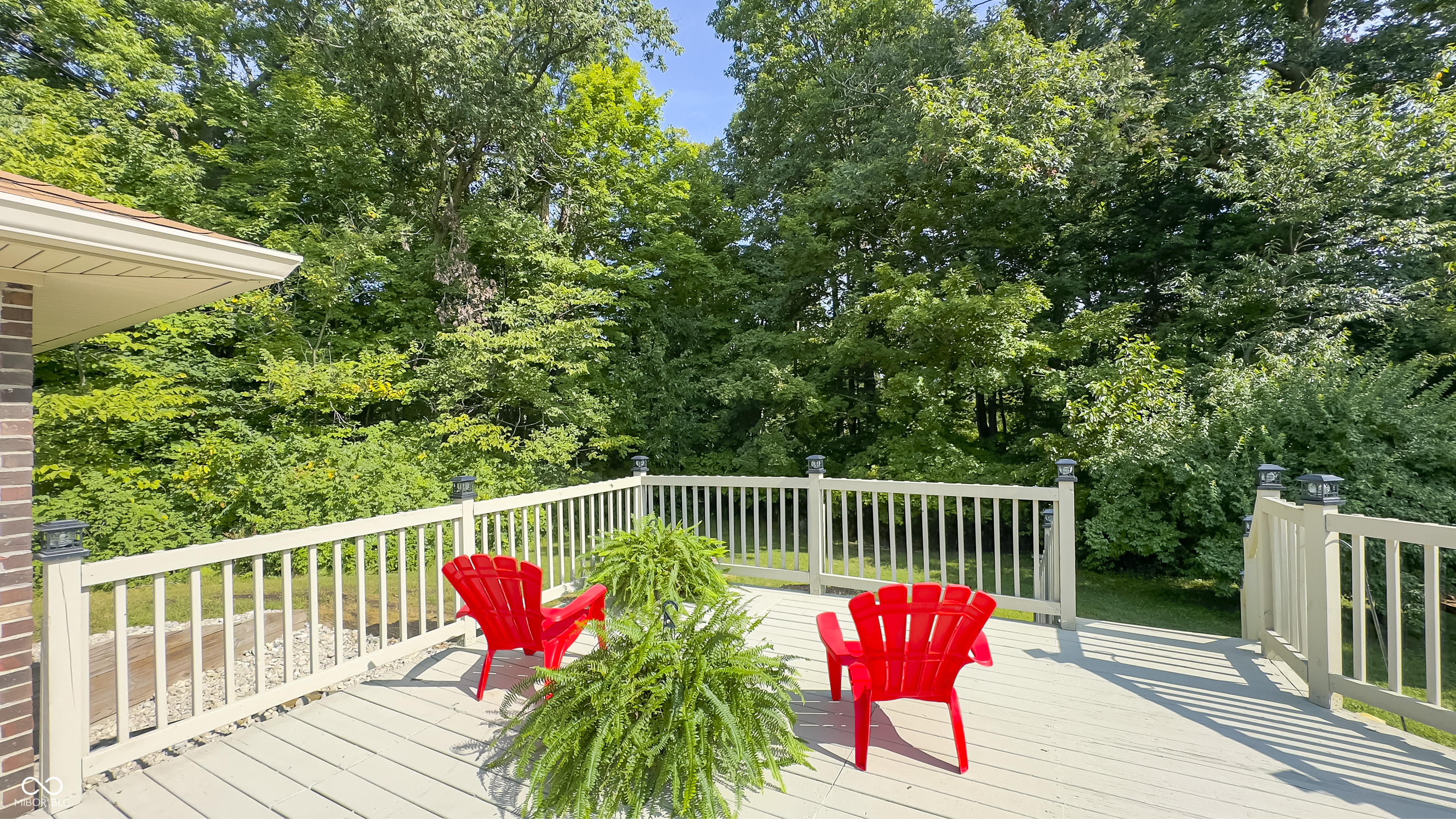 820 Elmwood Circle