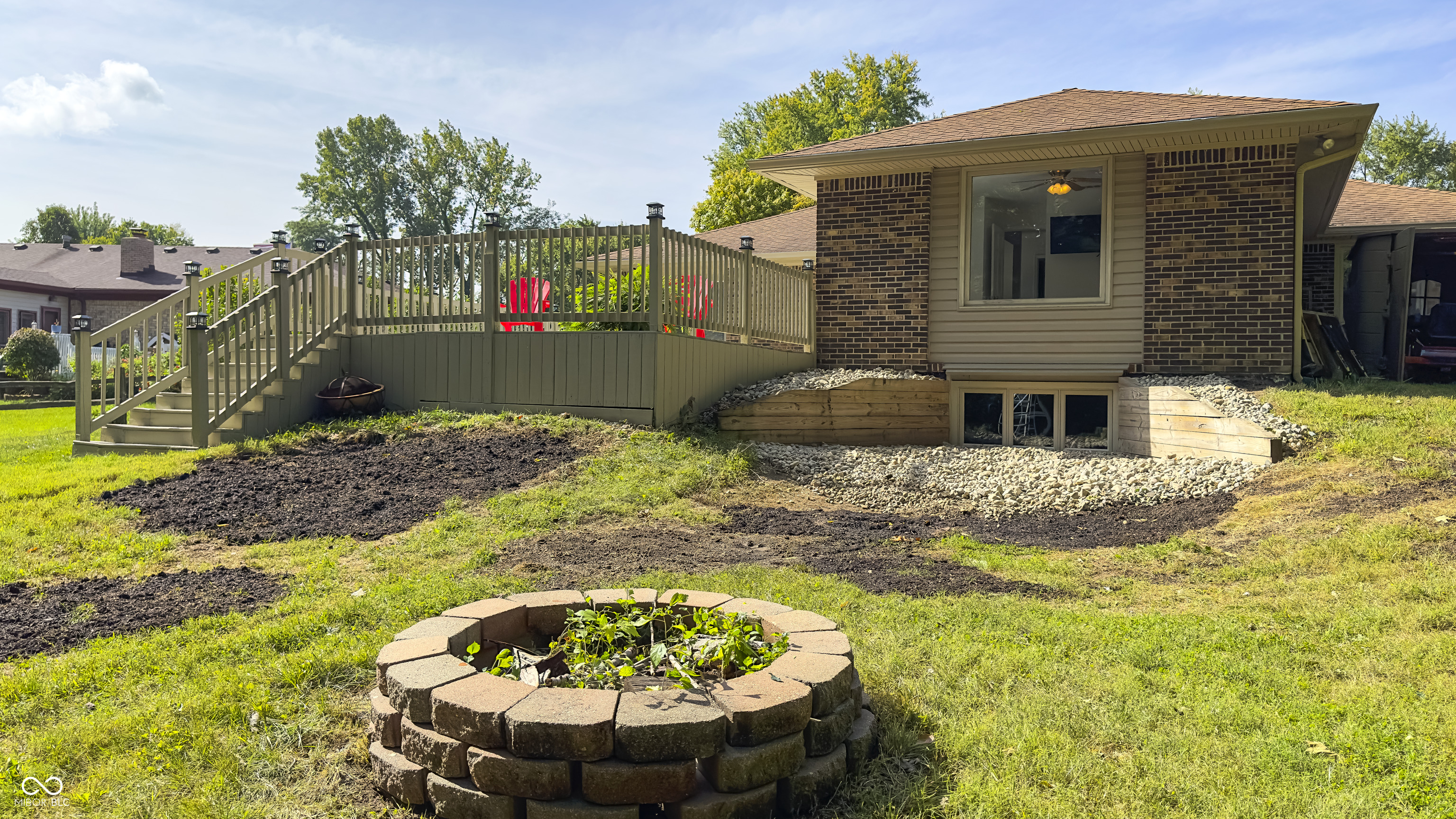 820 Elmwood Circle