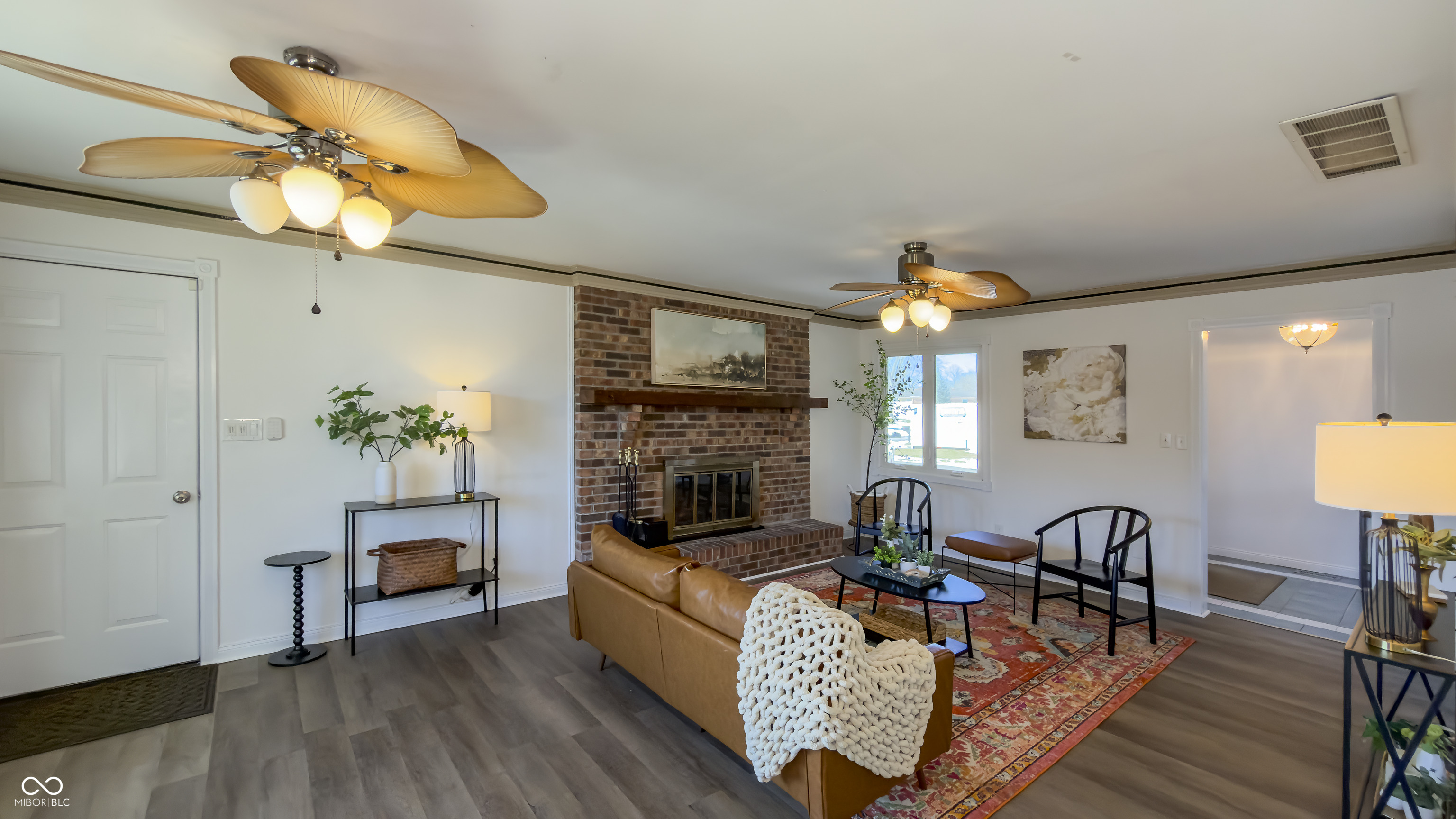 820 Elmwood Circle