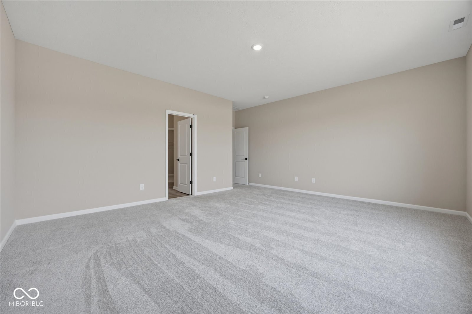 200 N Liberty Boulevard