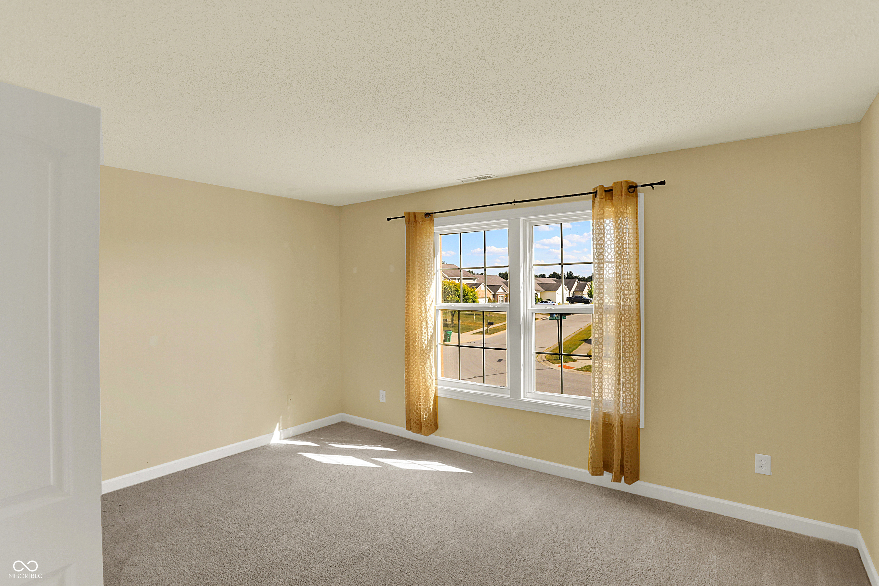 6448 Dusty Laurel Drive