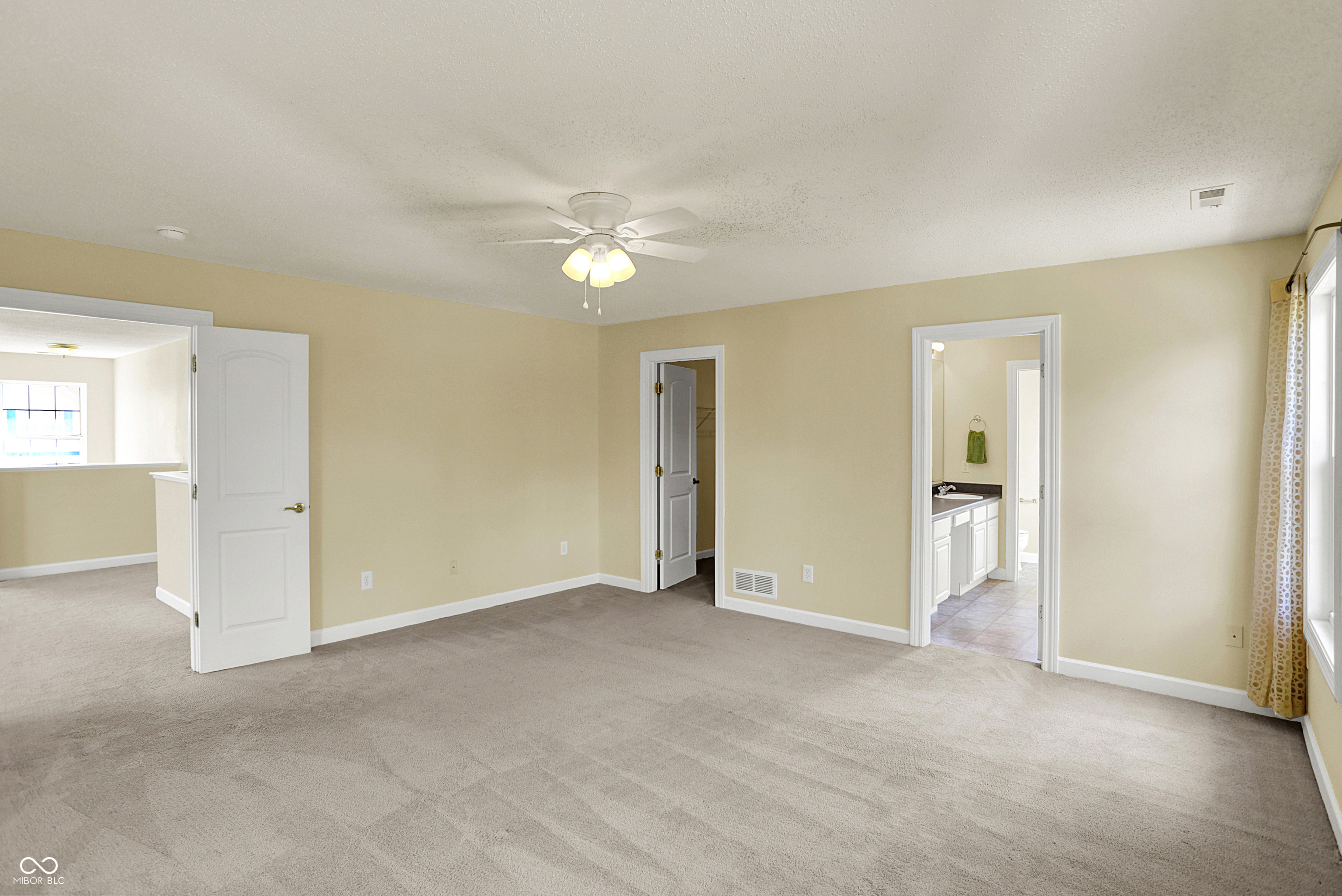 6448 Dusty Laurel Drive