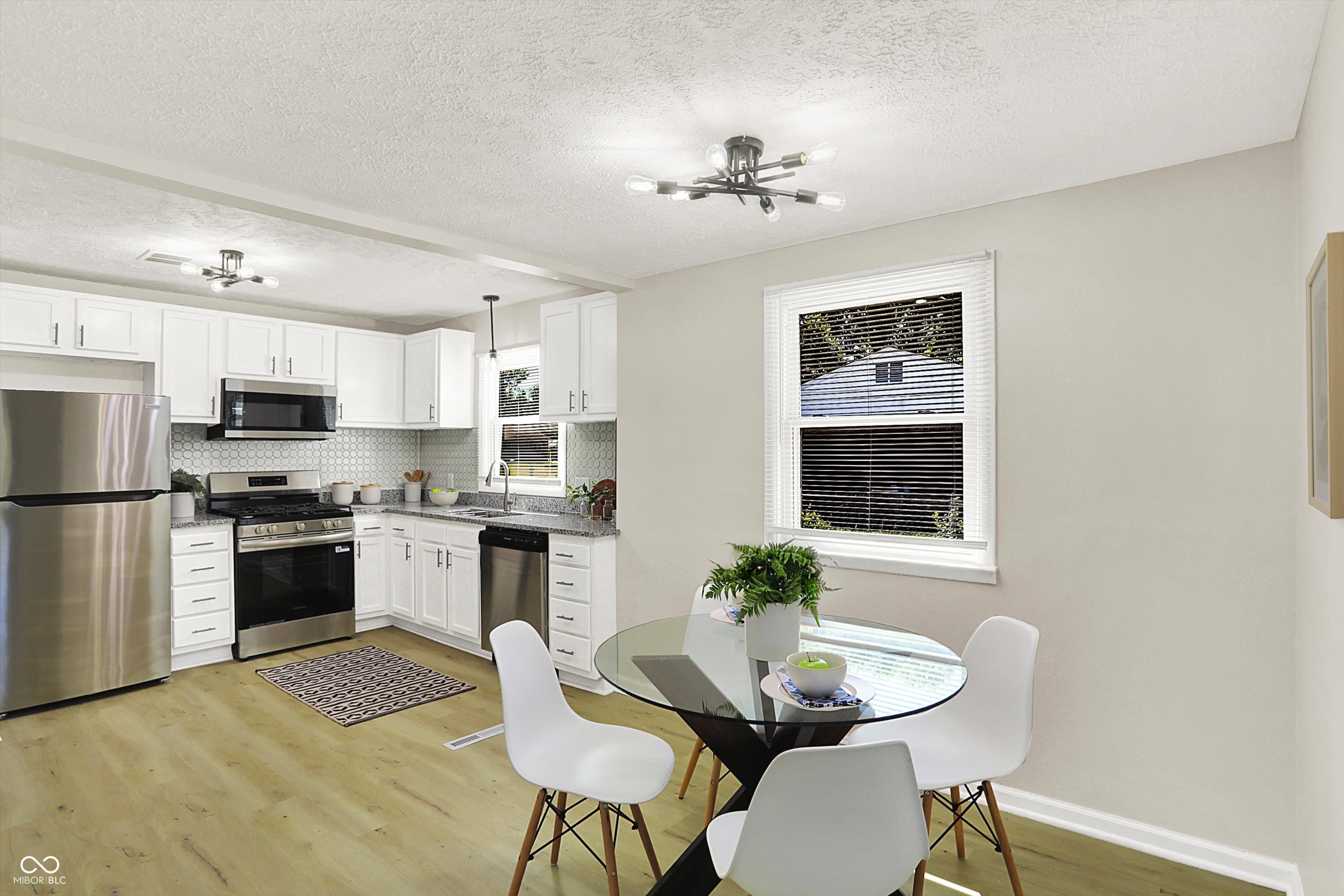 7702 Mary Lane