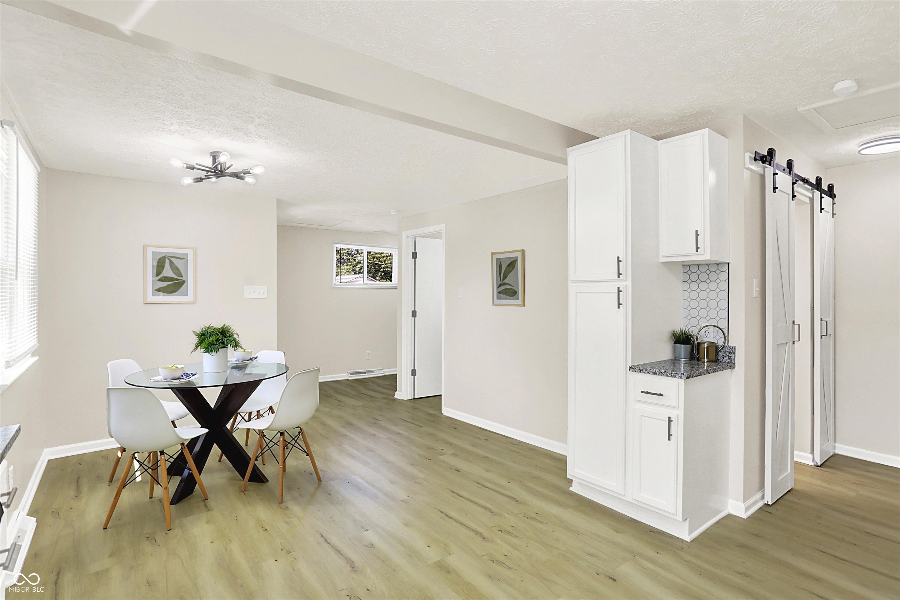 7702 Mary Lane
