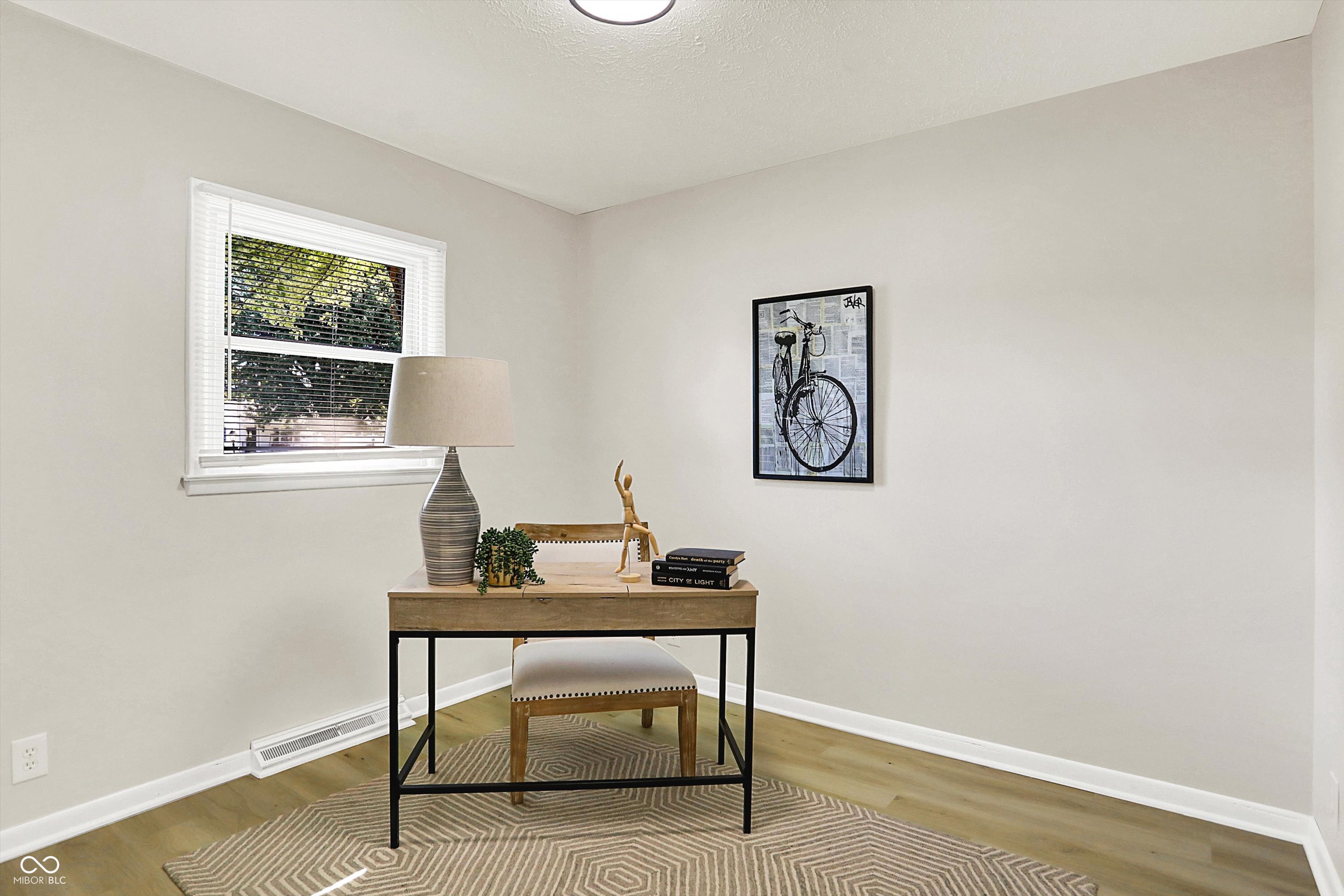 7702 Mary Lane