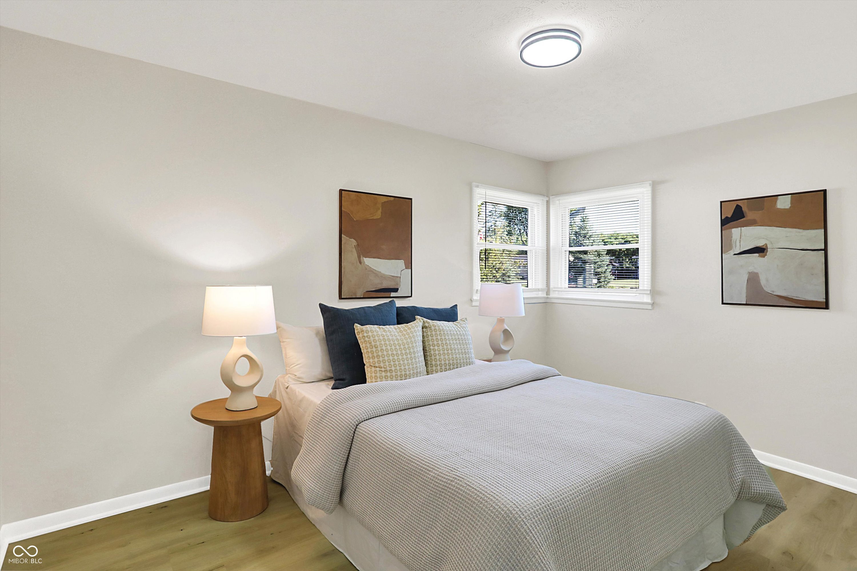 7702 Mary Lane