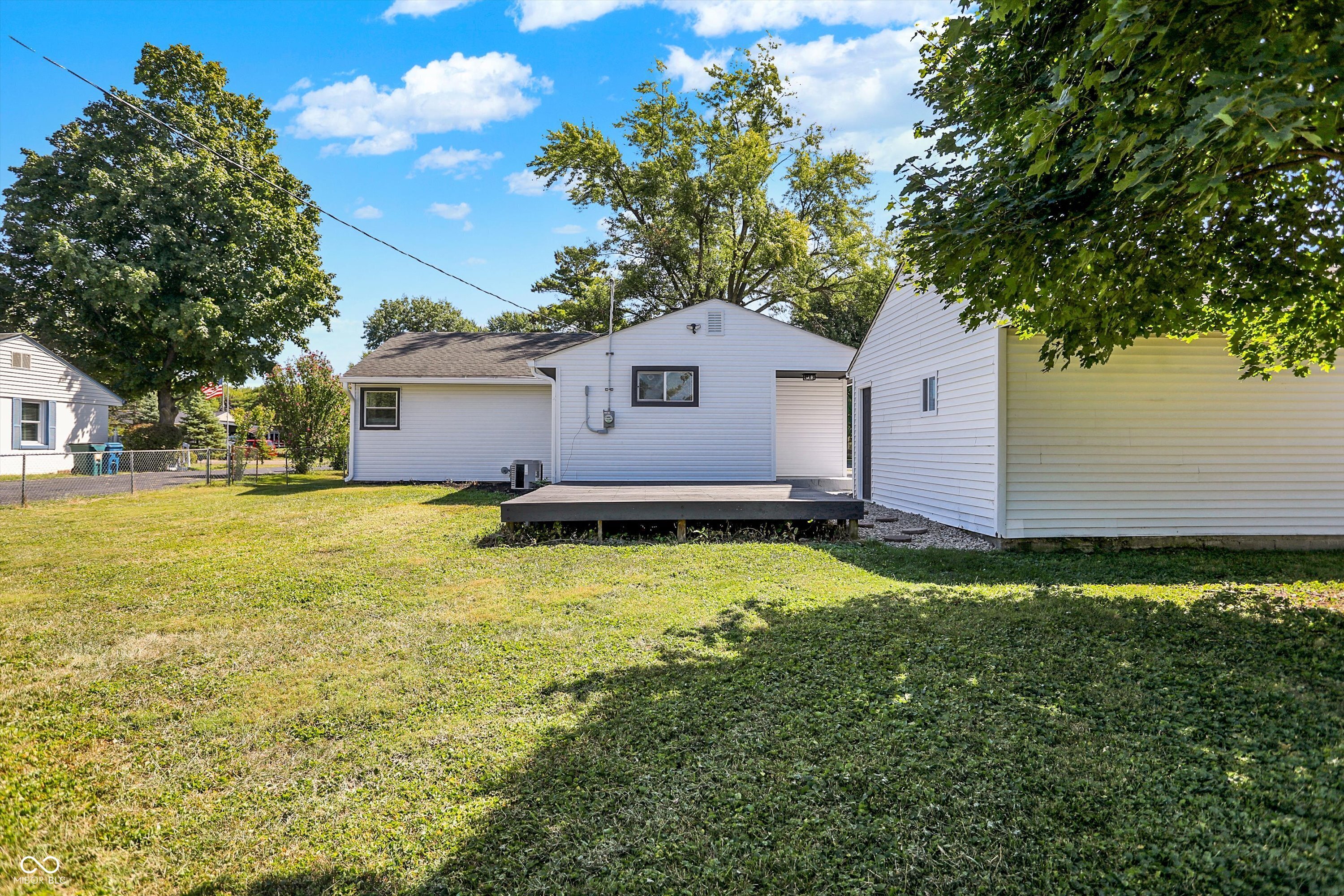 7702 Mary Lane