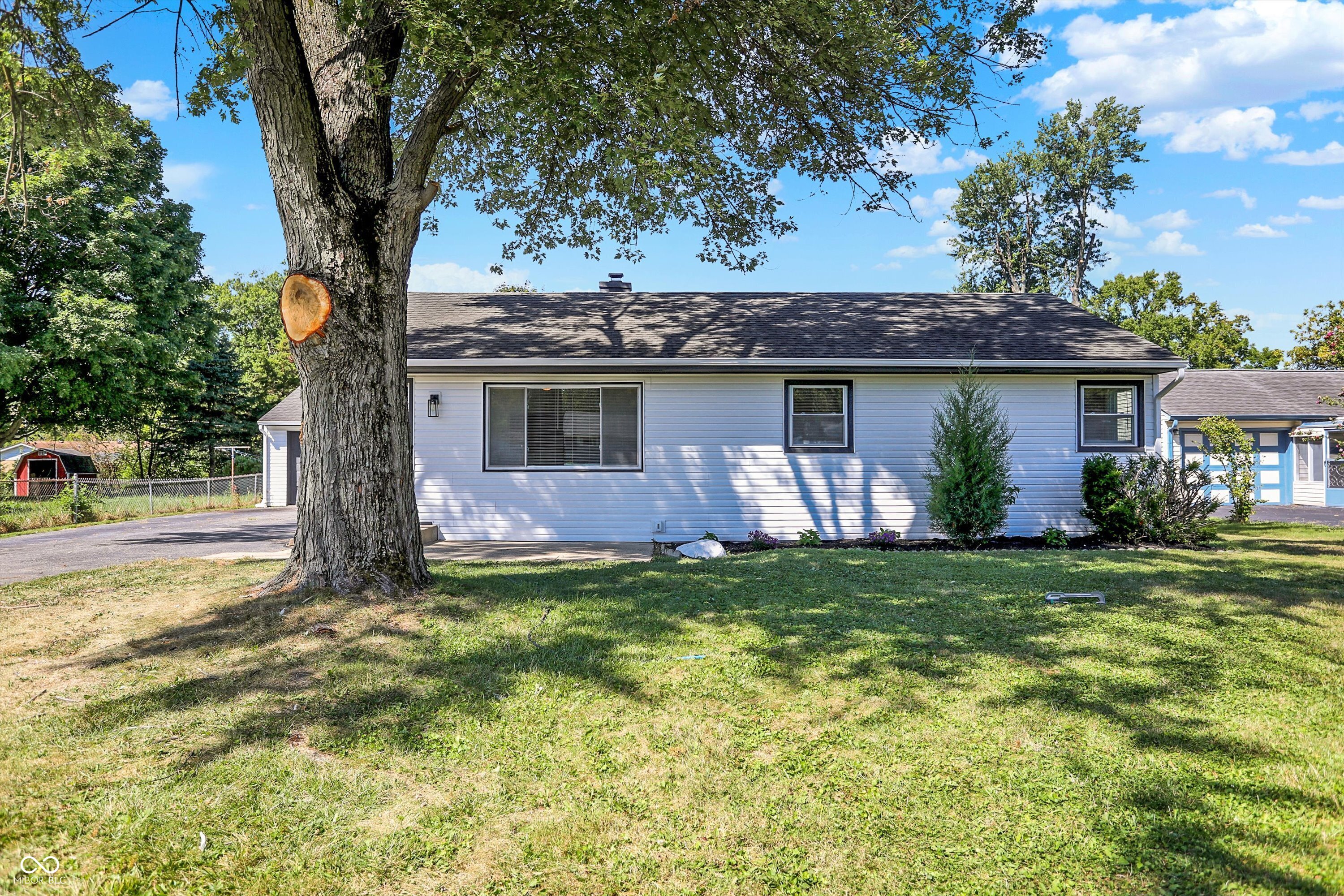 7702 Mary Lane