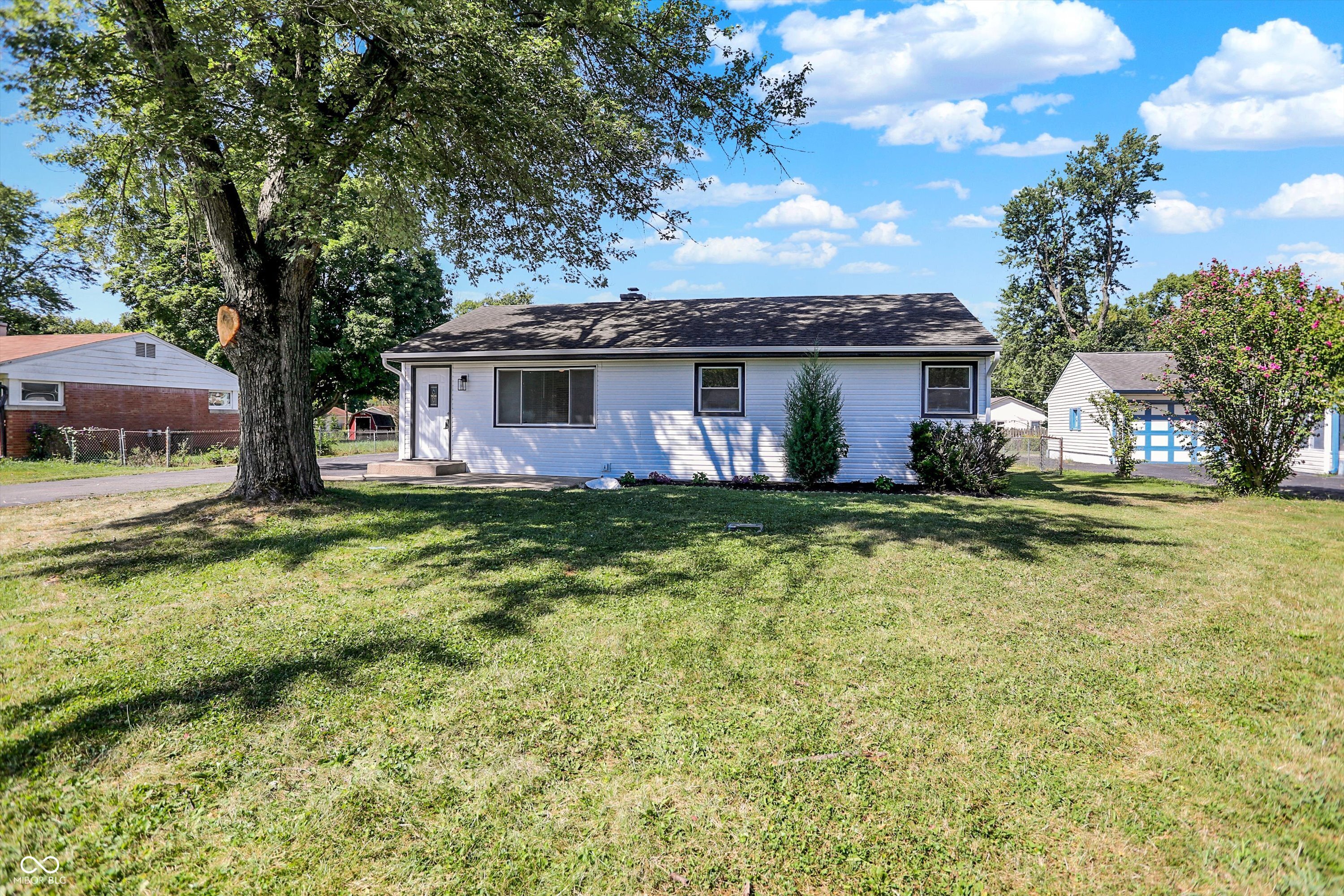 7702 Mary Lane