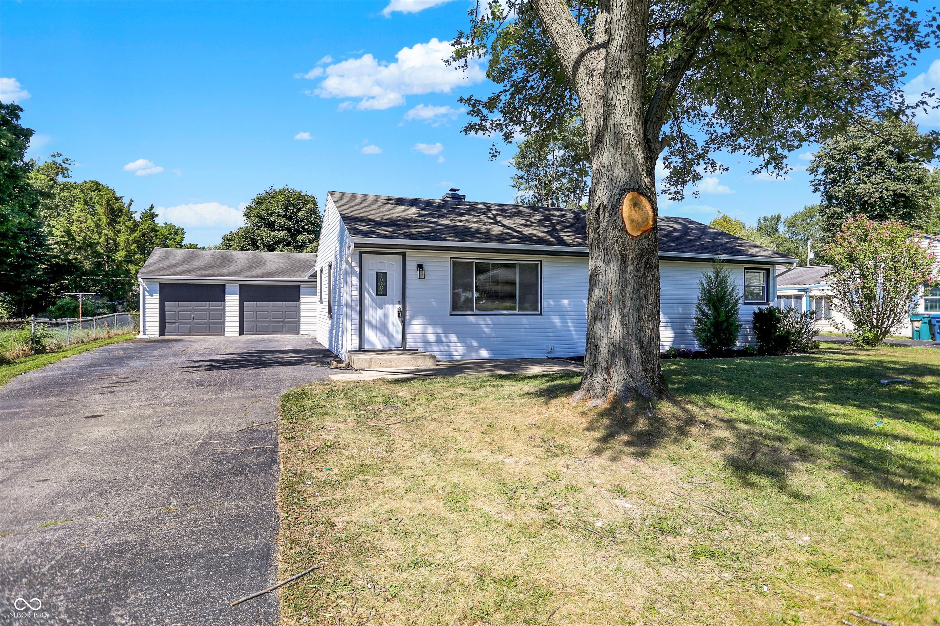 7702 Mary Lane