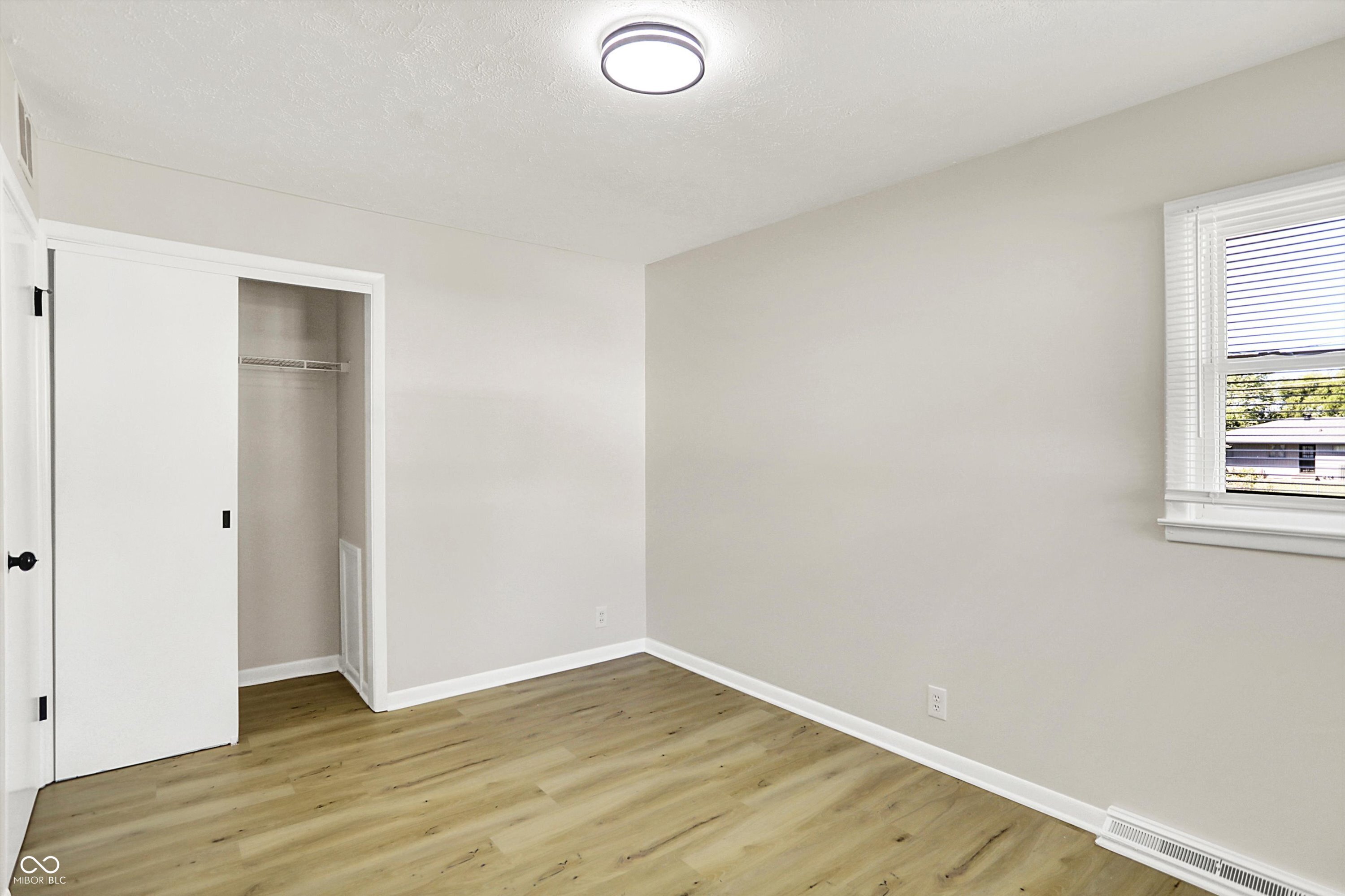 7702 Mary Lane