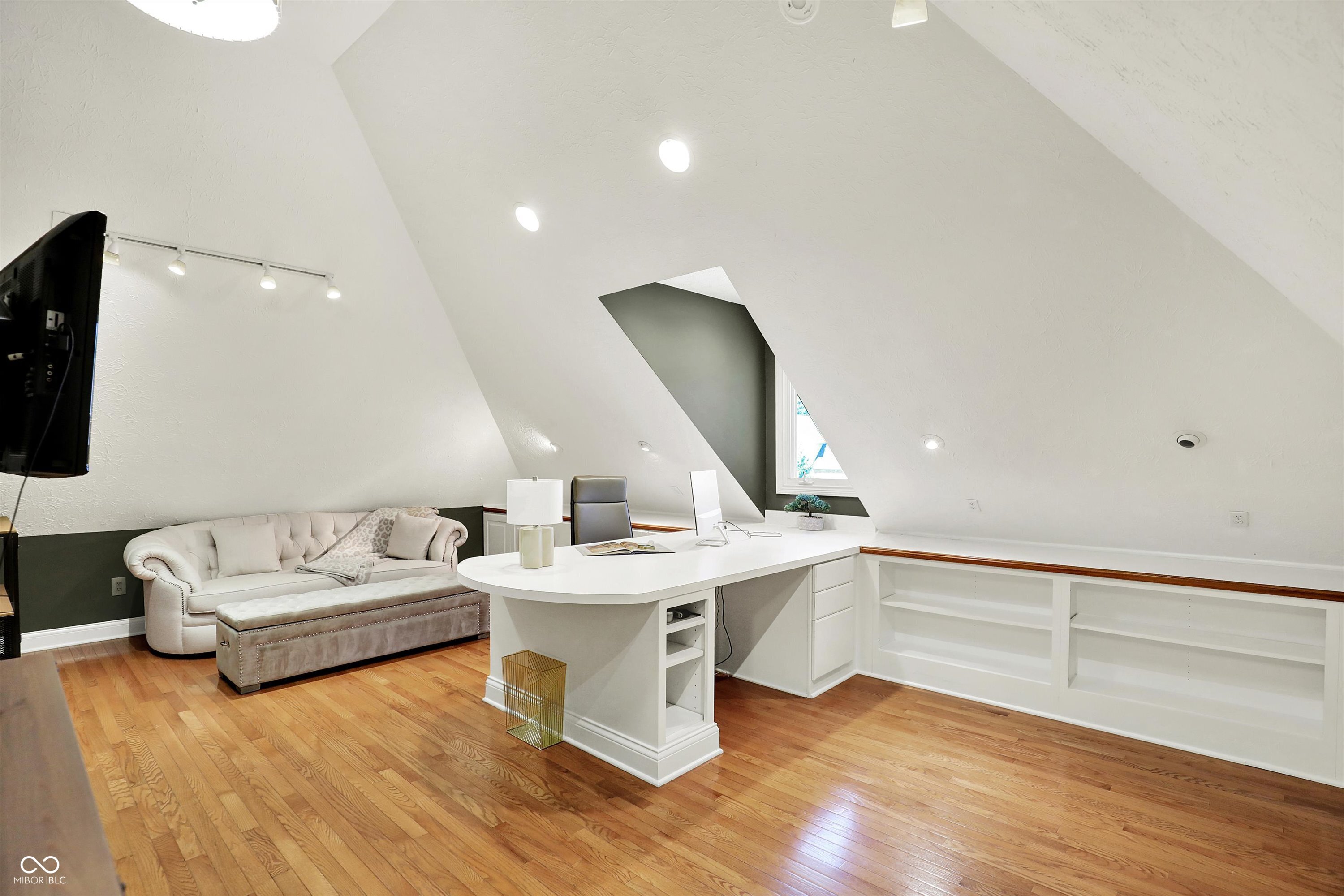9311 Timberline Way