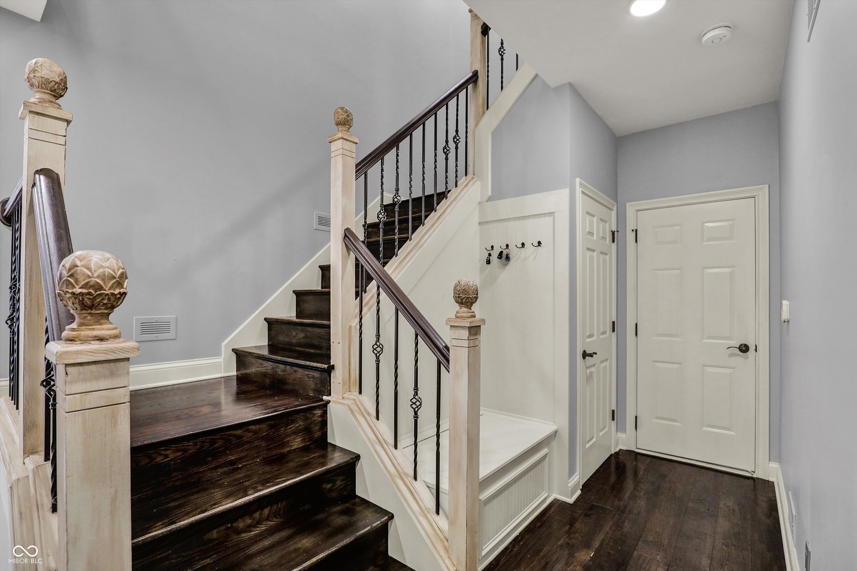 9311 Timberline Way