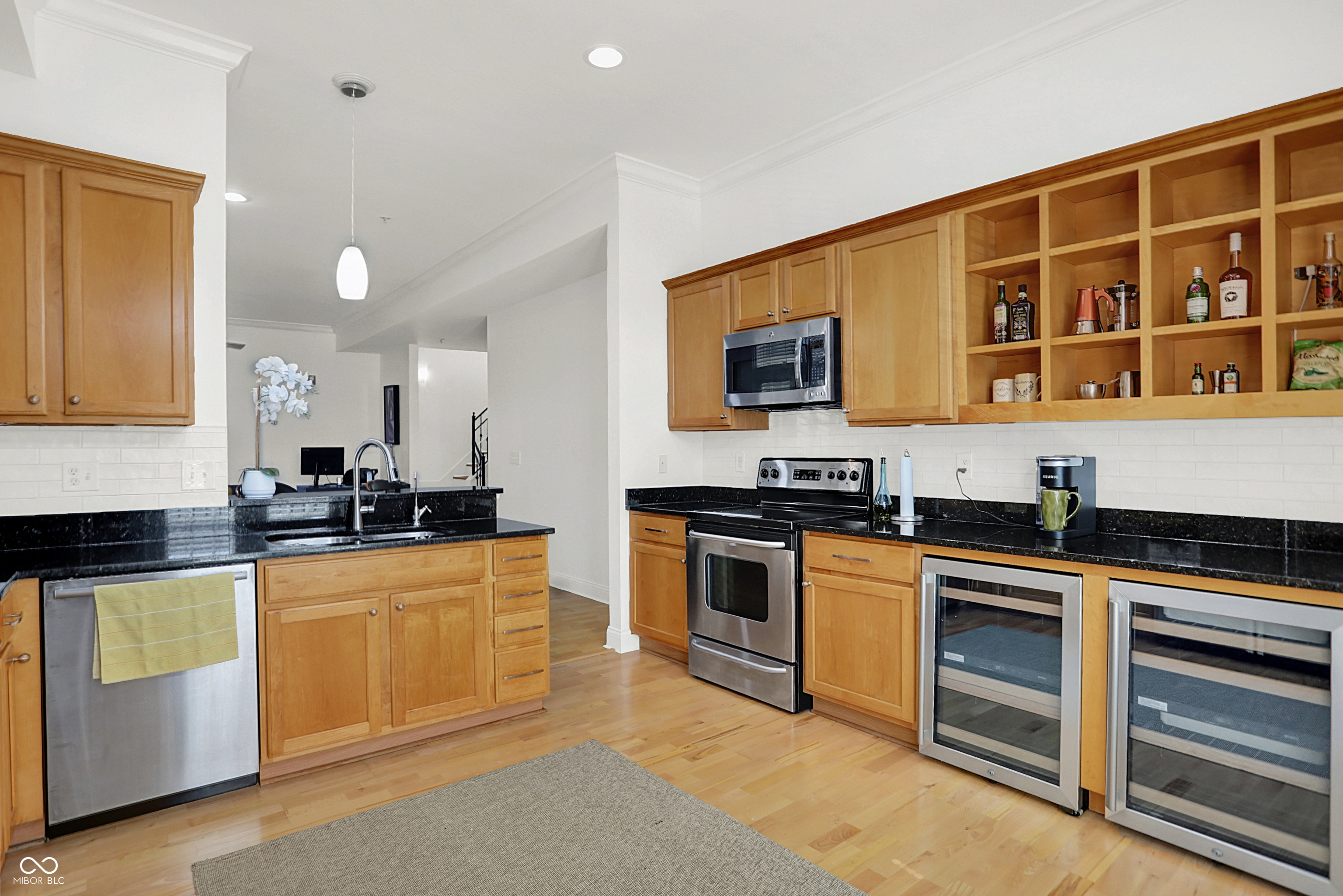 450 E Ohio Street Unit: 321