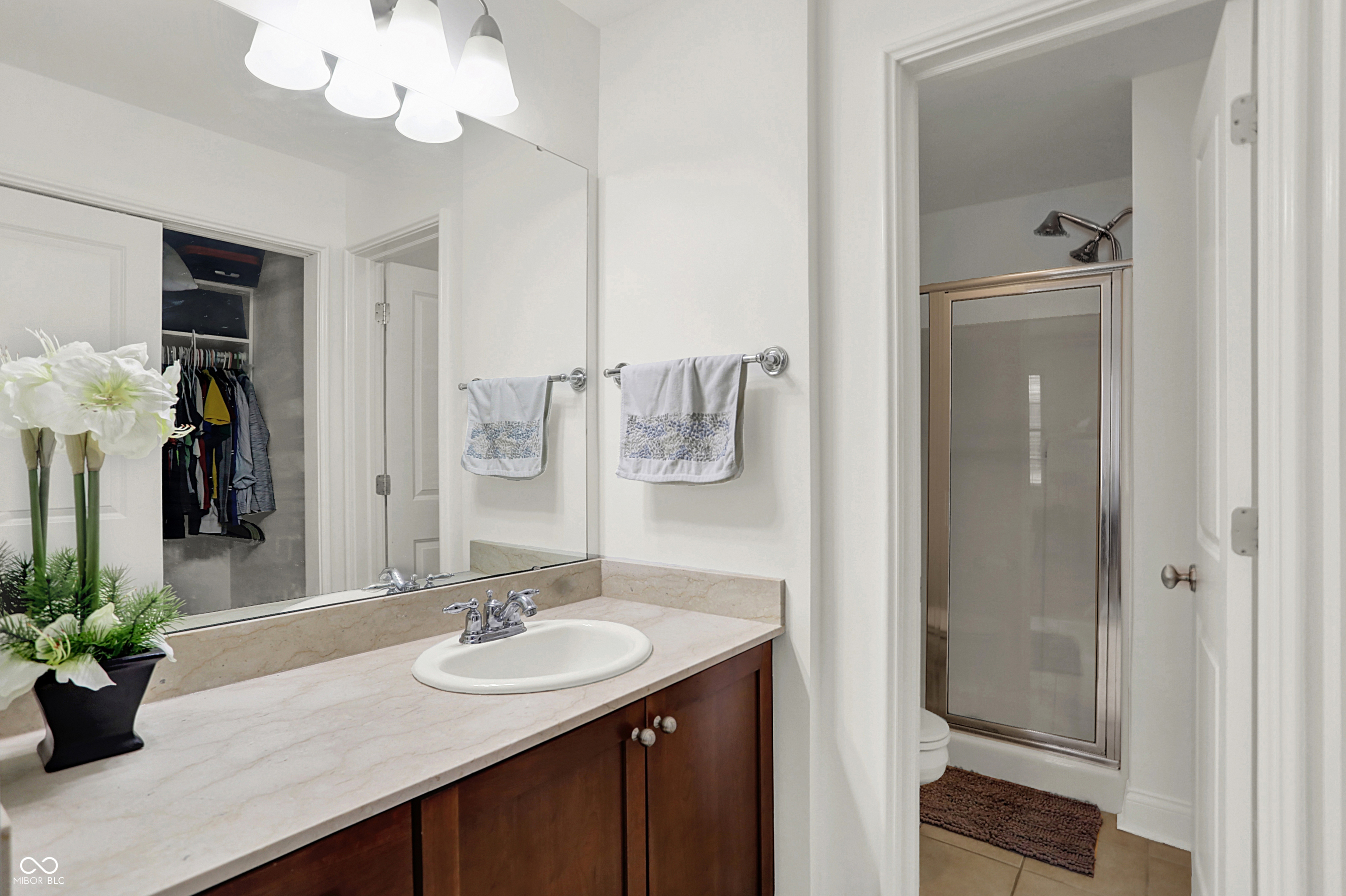 450 E Ohio Street Unit: 321