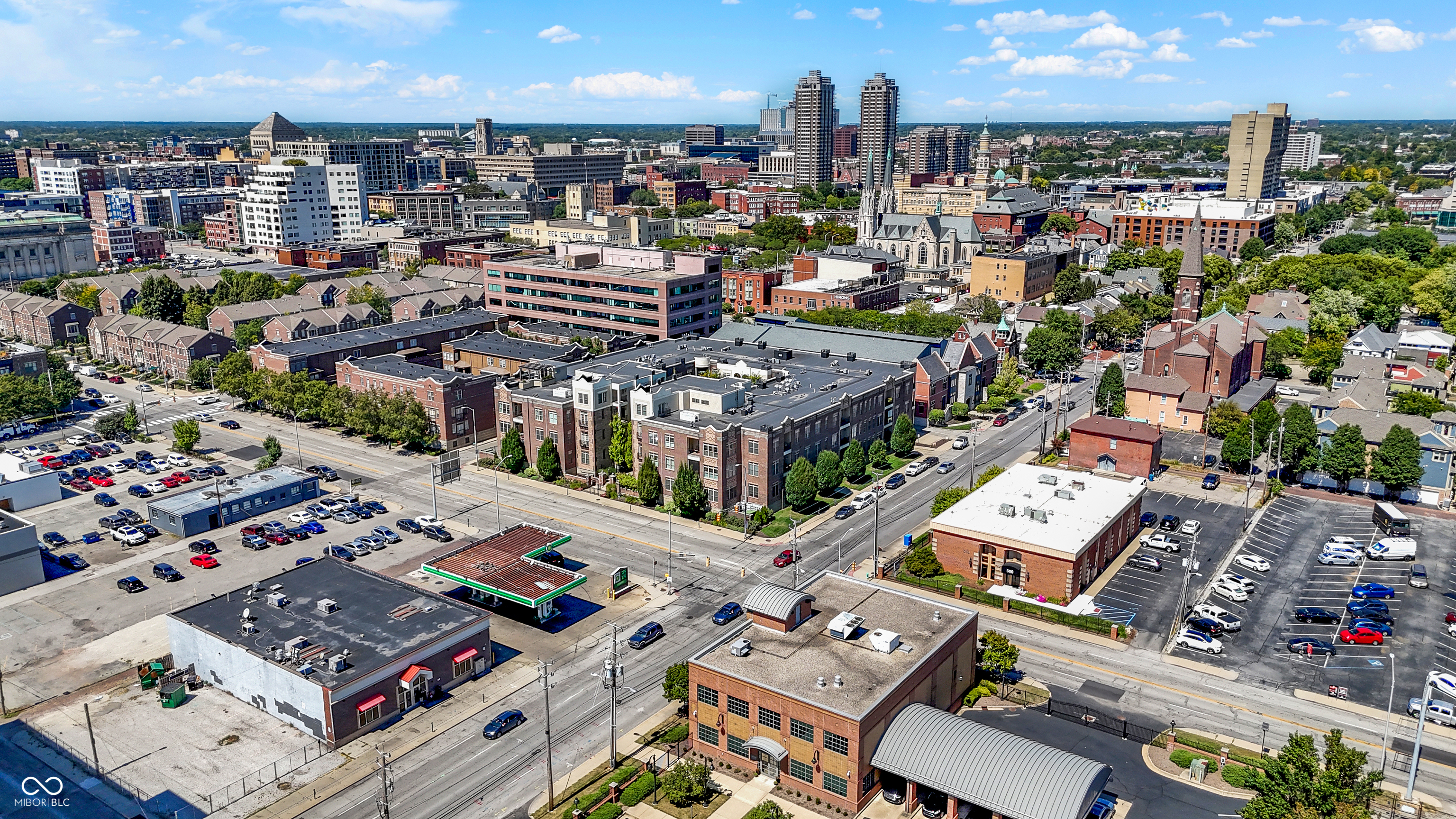 450 E Ohio Street Unit: 321