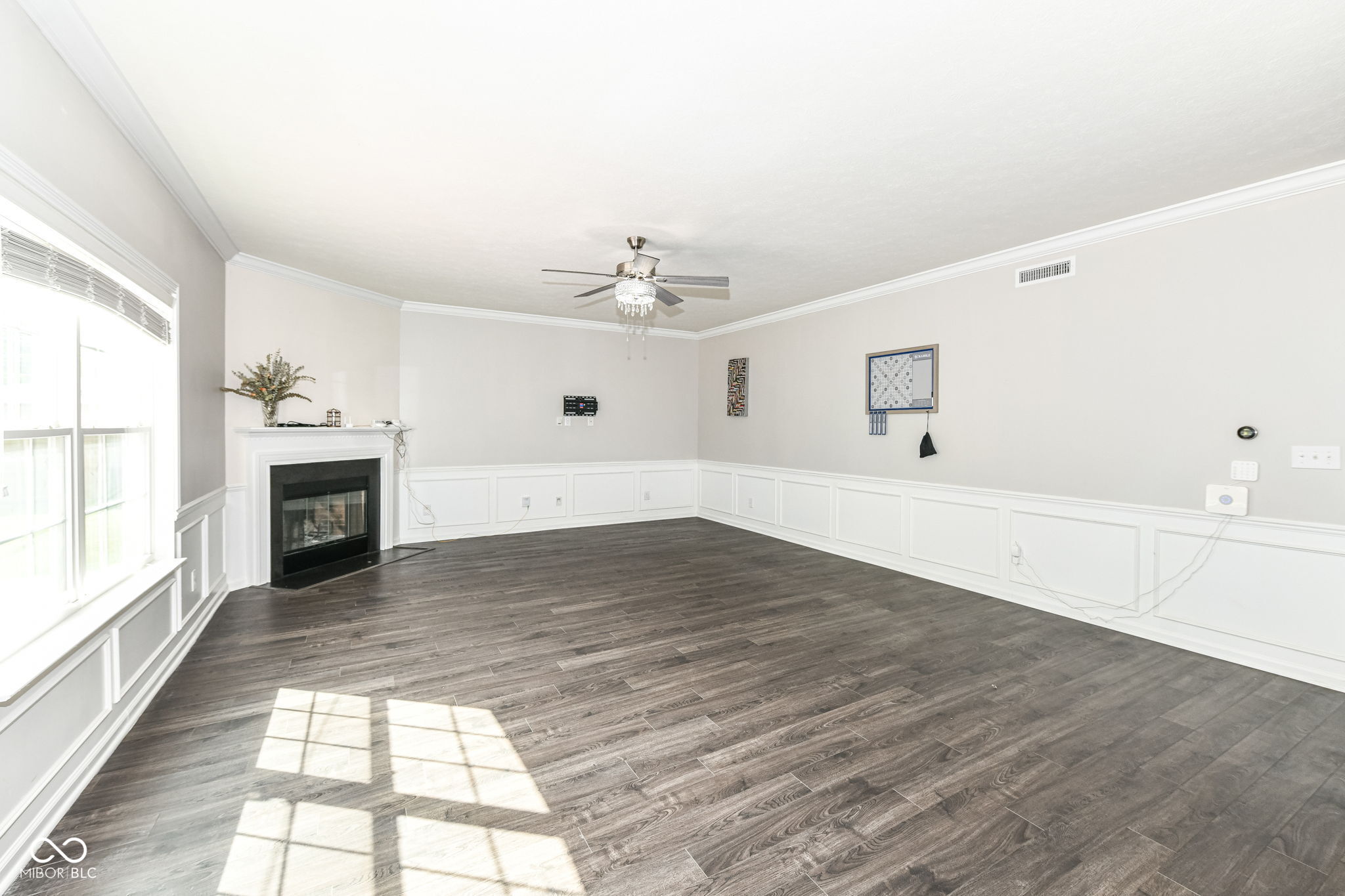 6415 Finch Drive
