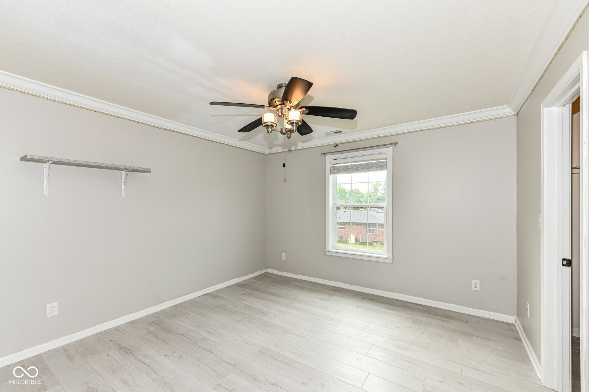 6415 Finch Drive