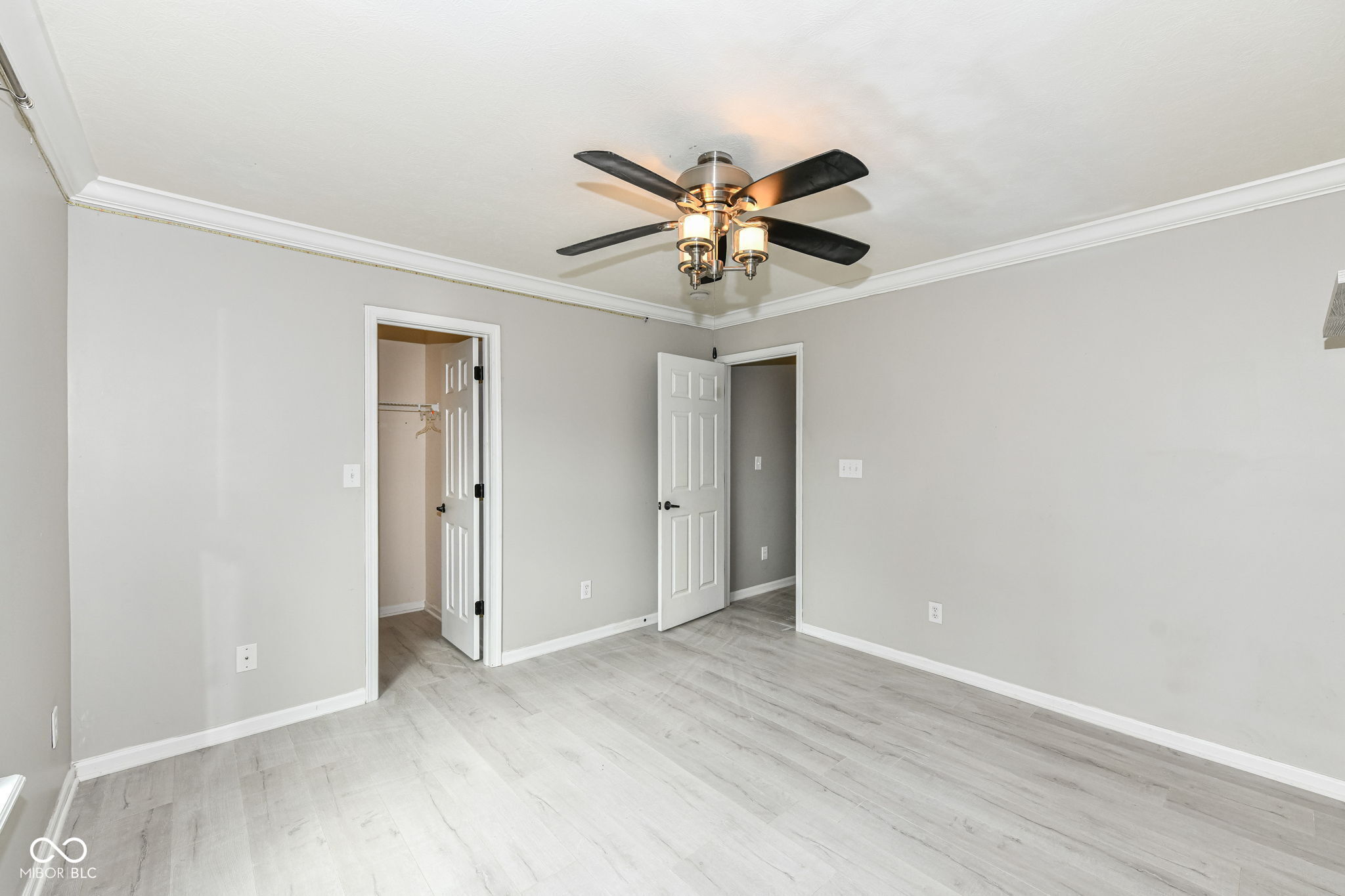 6415 Finch Drive