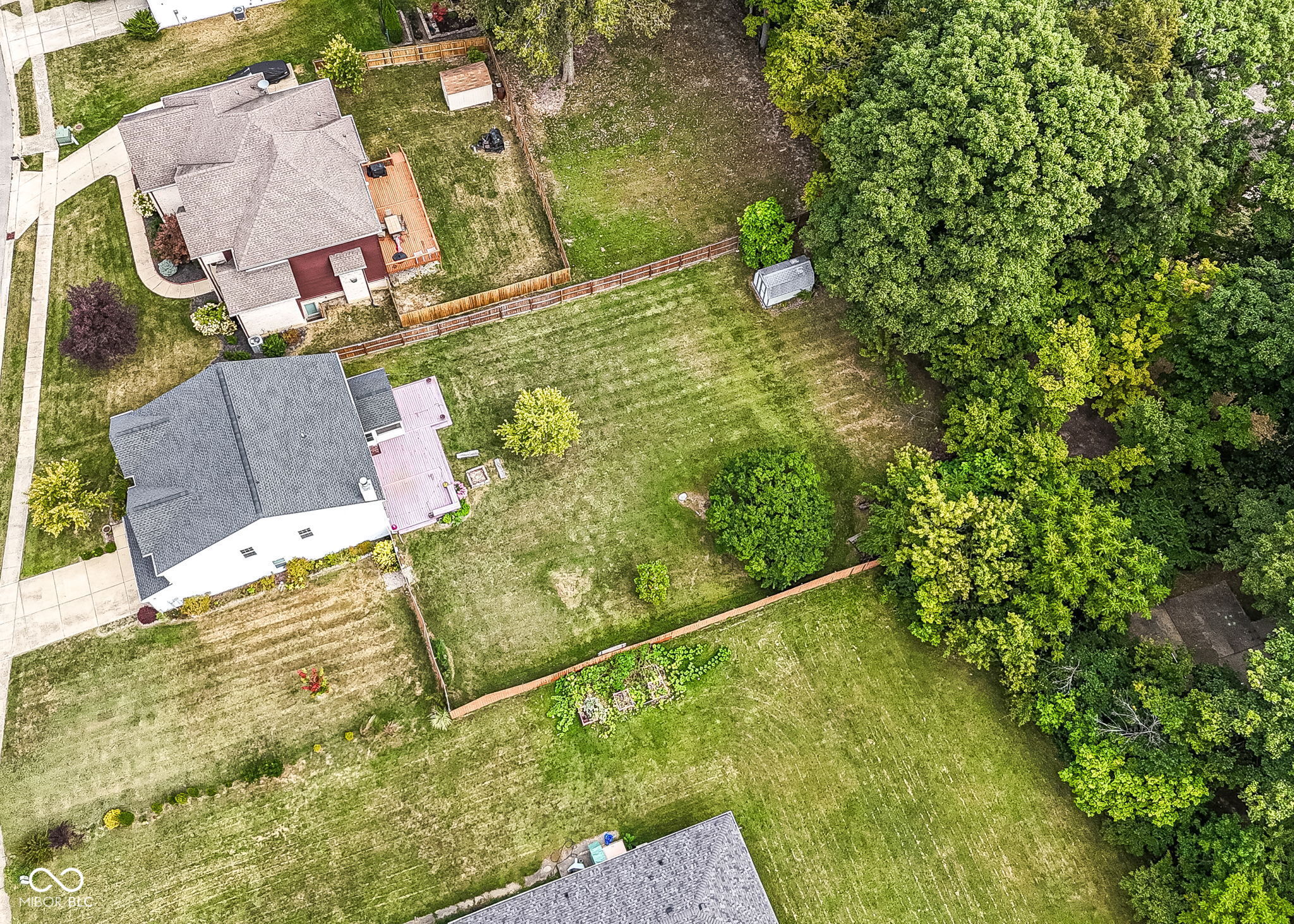 6415 Finch Drive