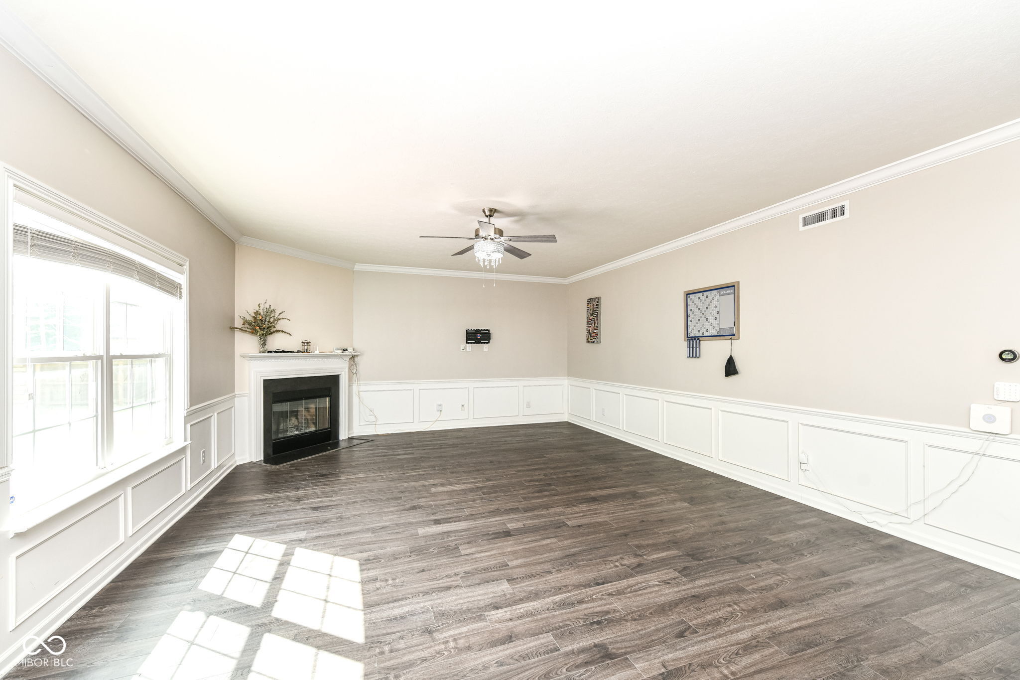 6415 Finch Drive