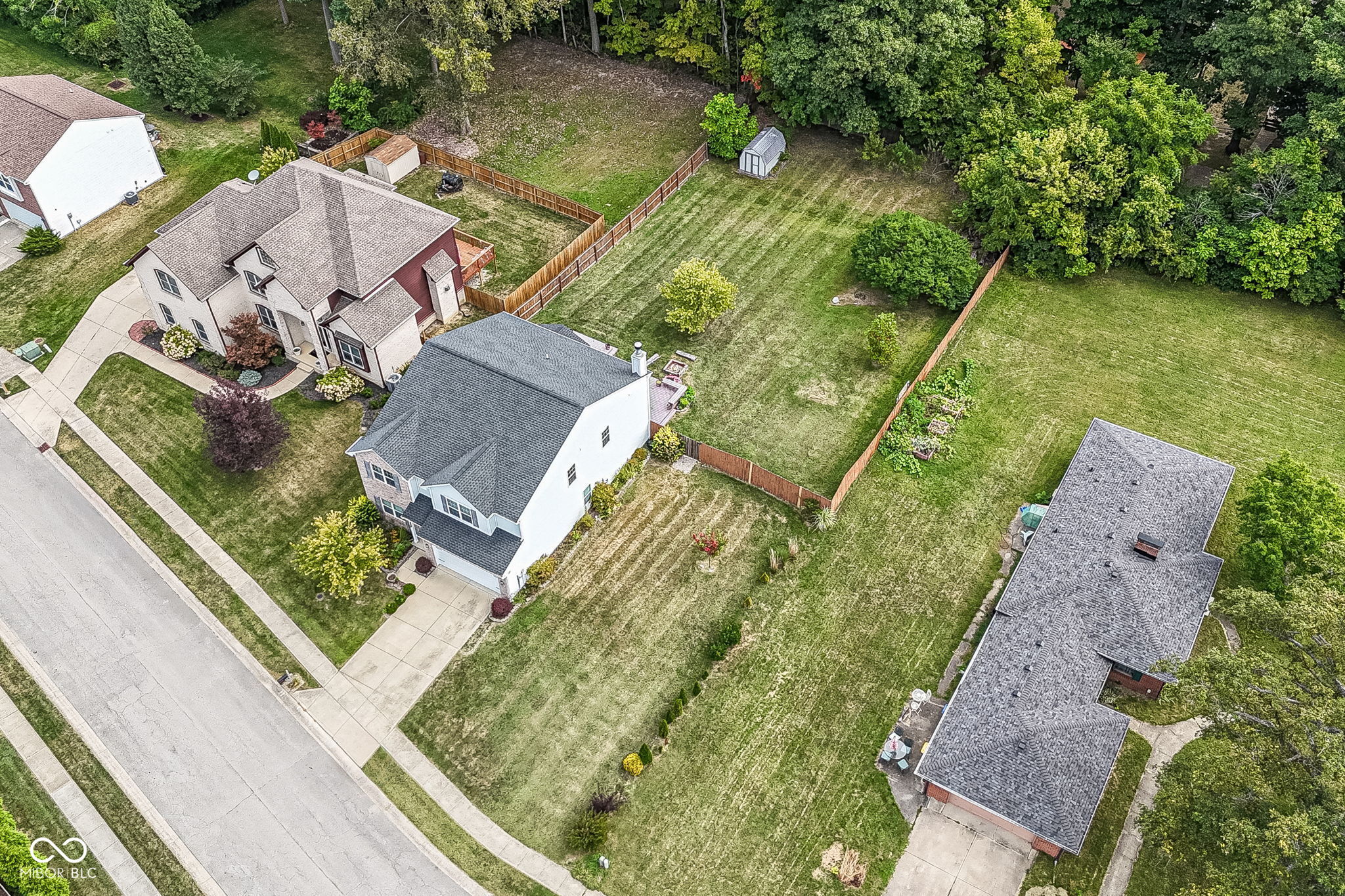 6415 Finch Drive