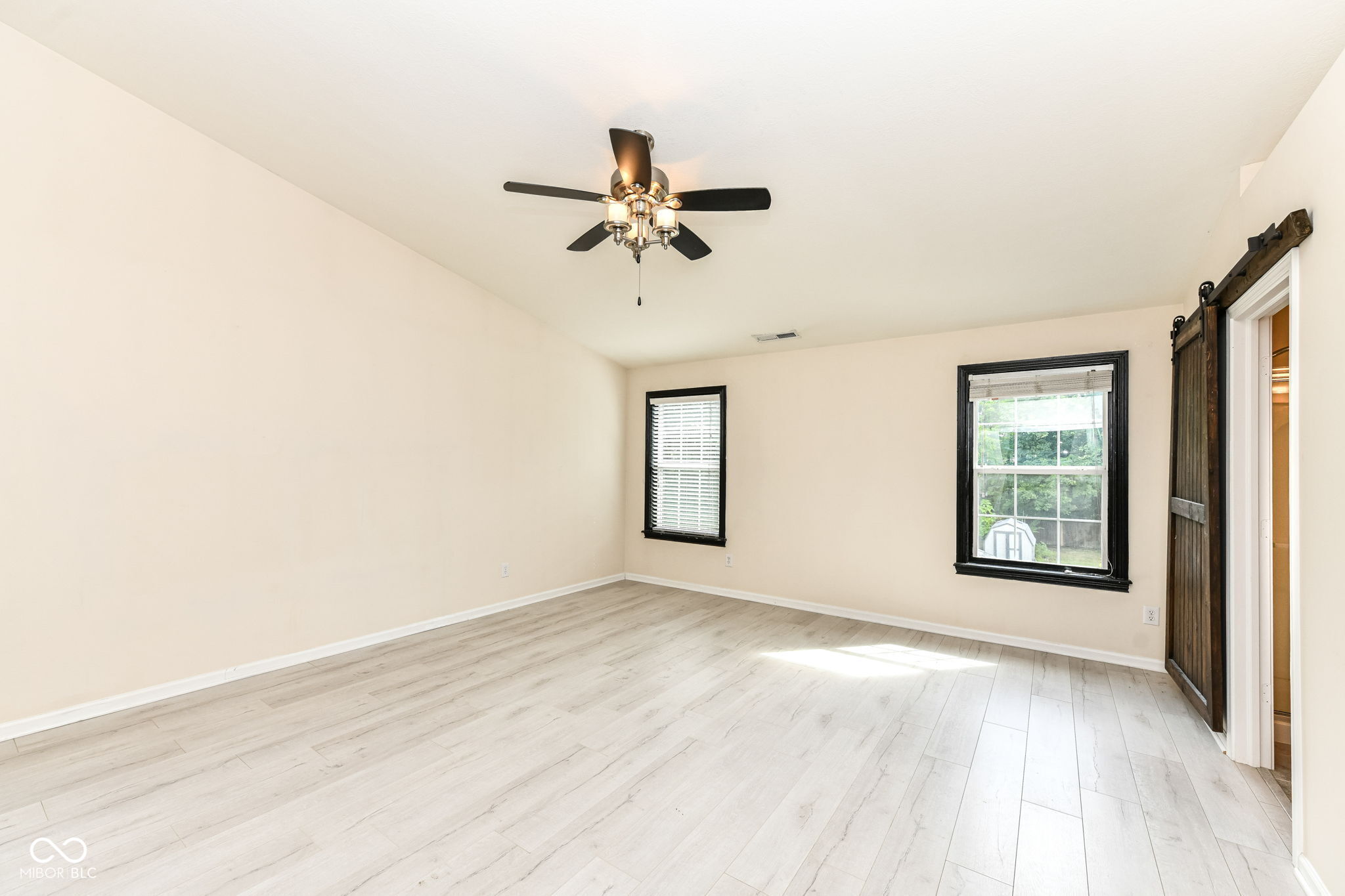 6415 Finch Drive