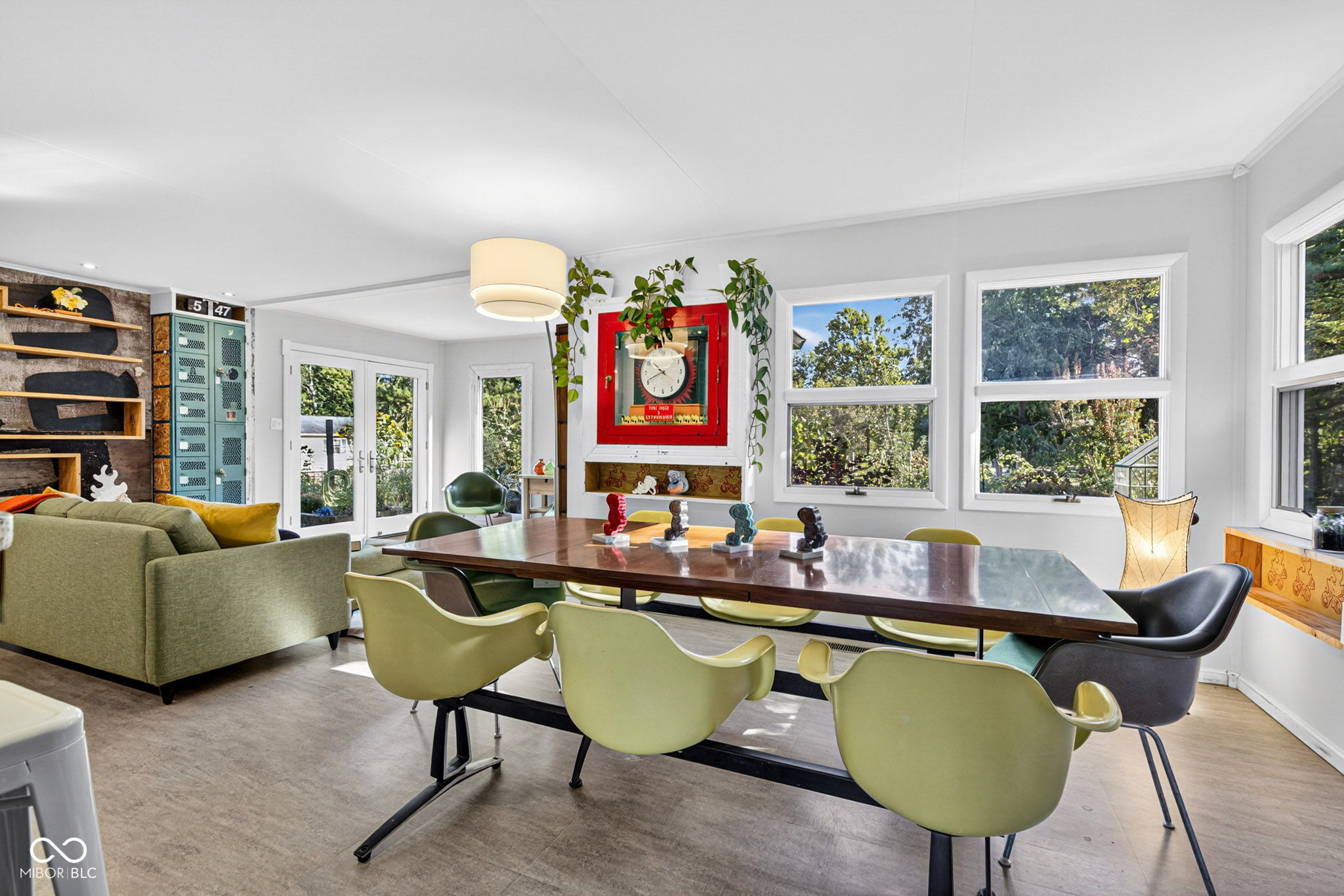 10699 Highland Drive
