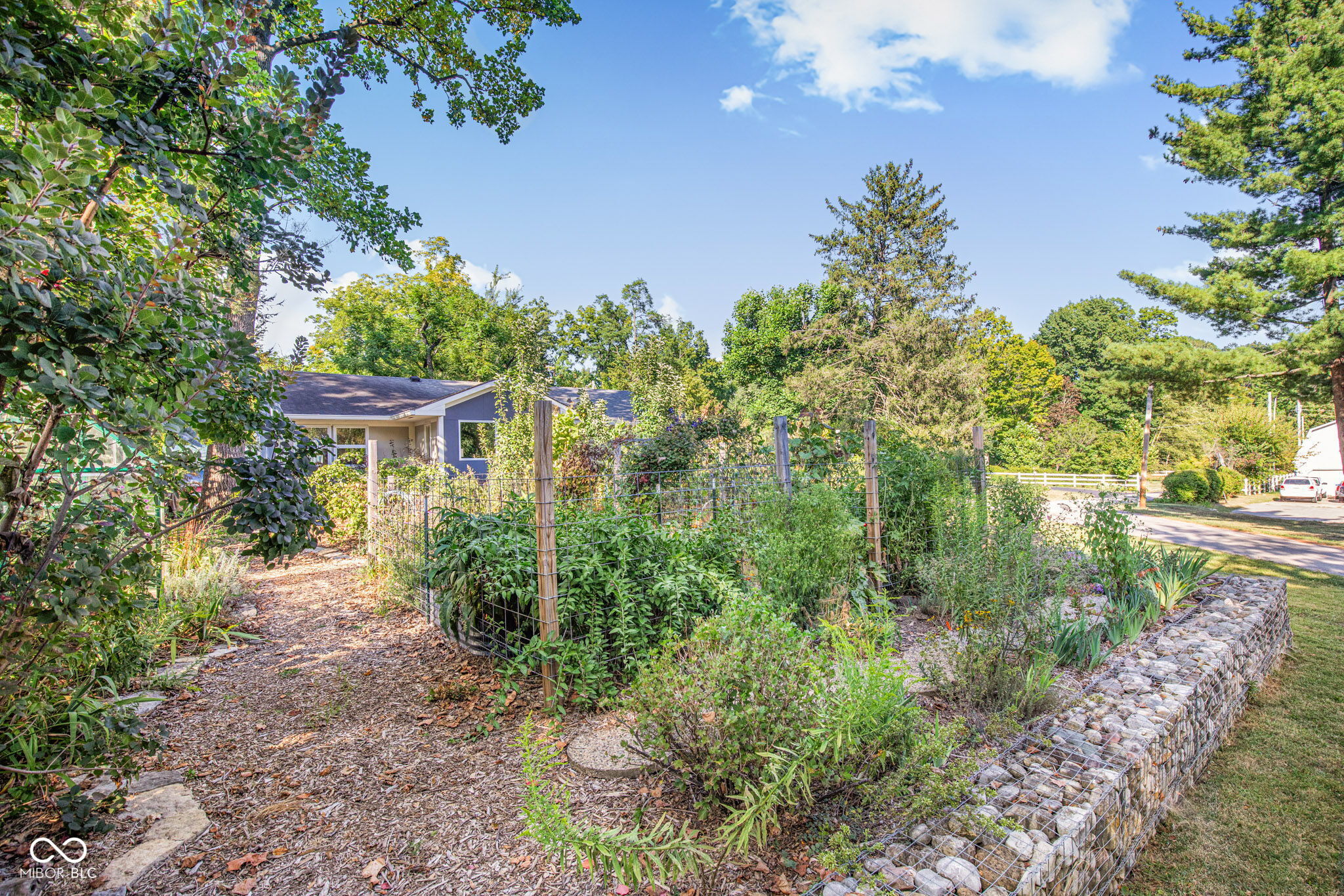 10699 Highland Drive