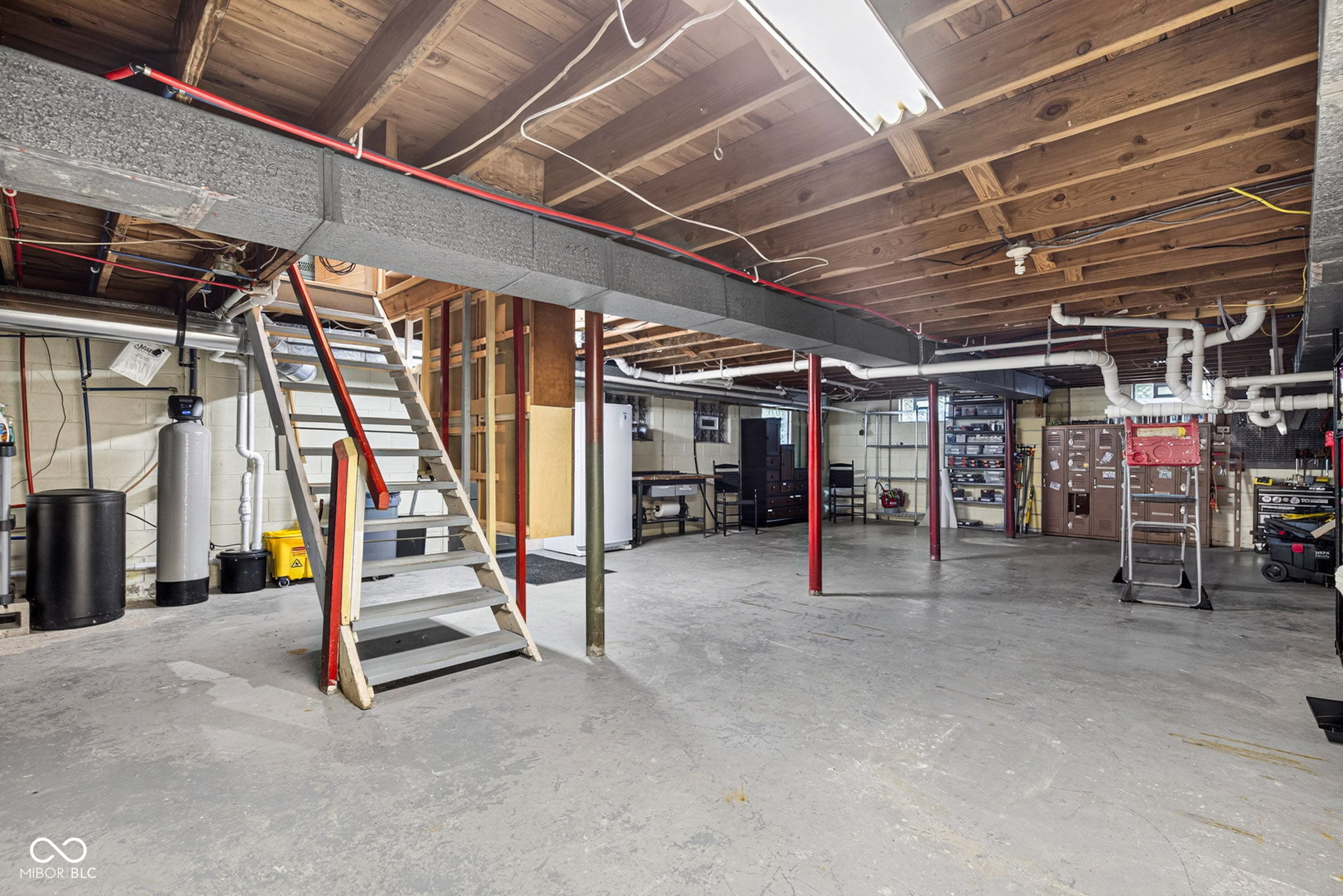10699 Highland Drive