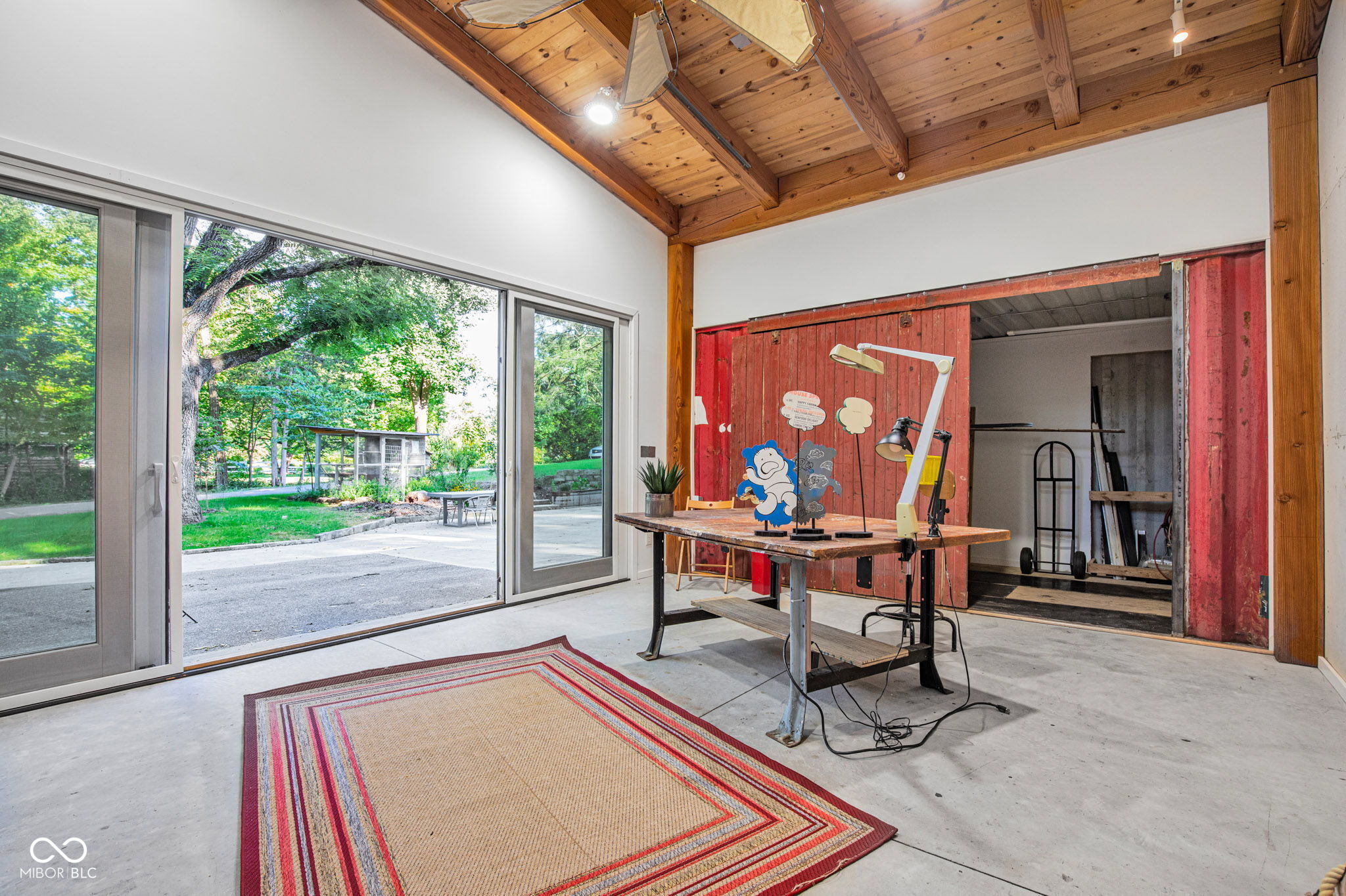 10699 Highland Drive