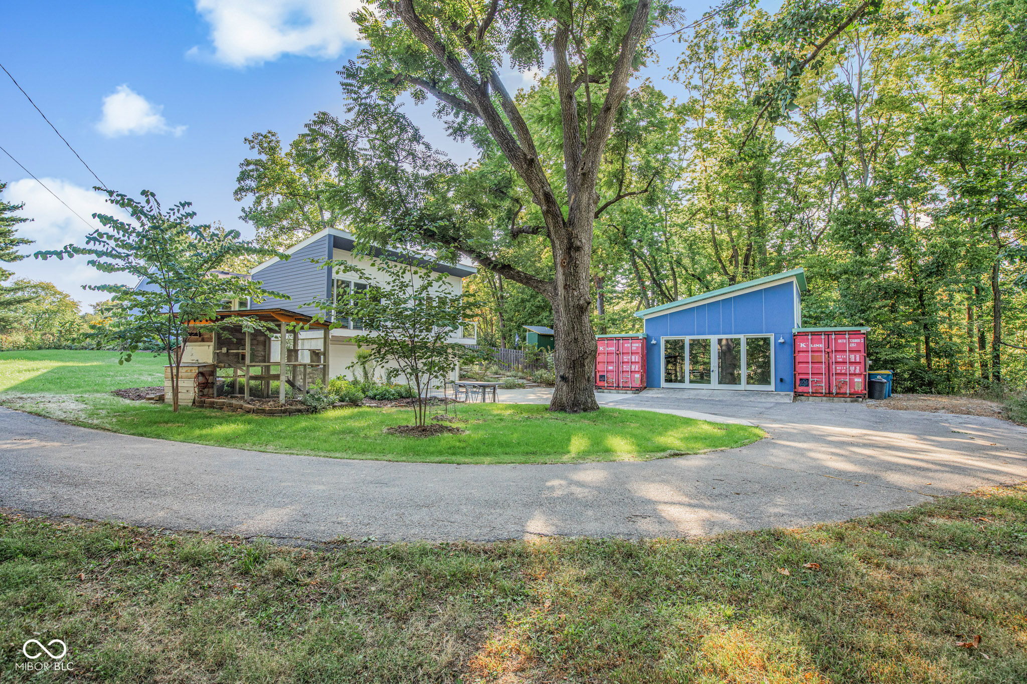 10699 Highland Drive