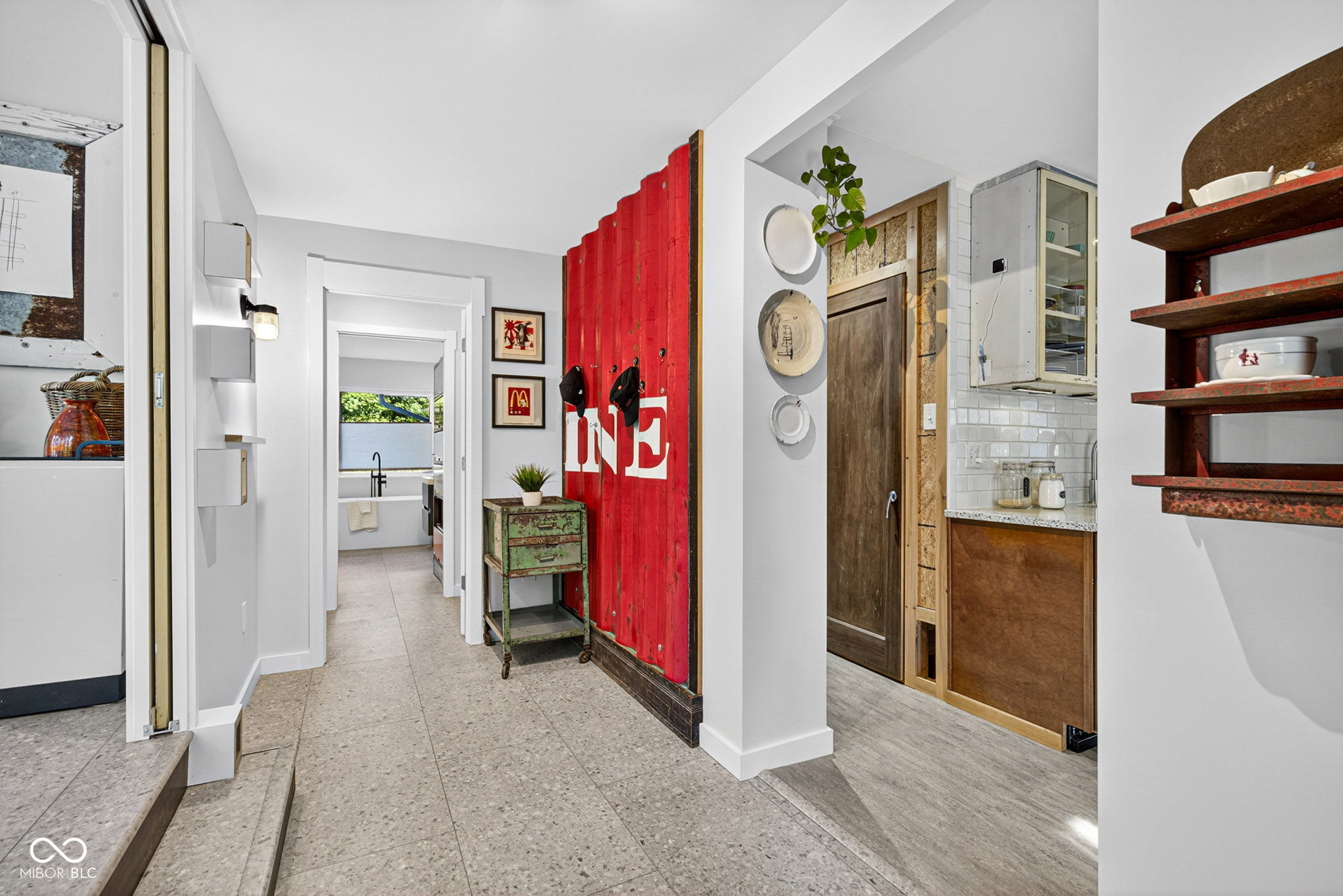 10699 Highland Drive