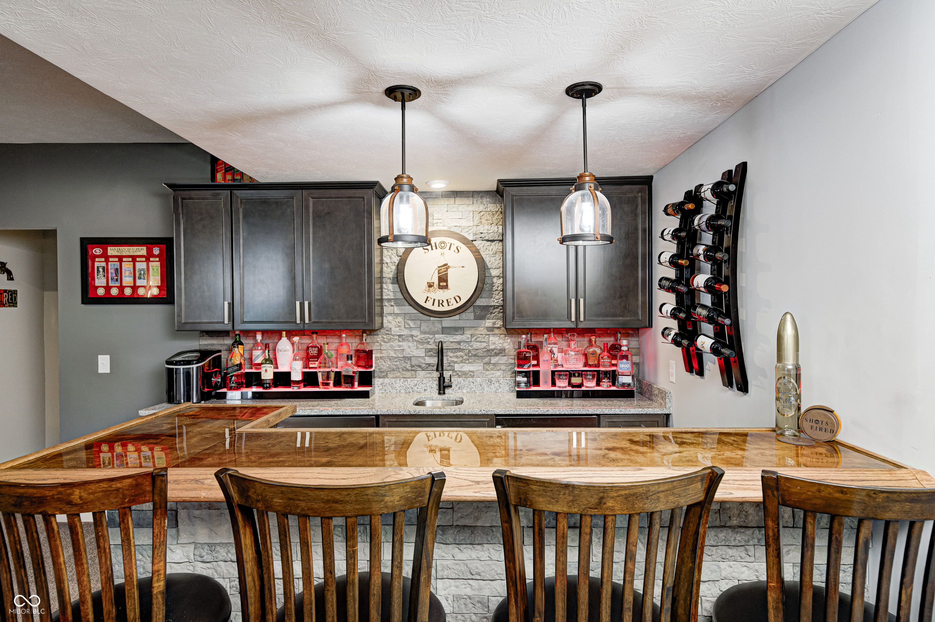 2245 Meadow Creek