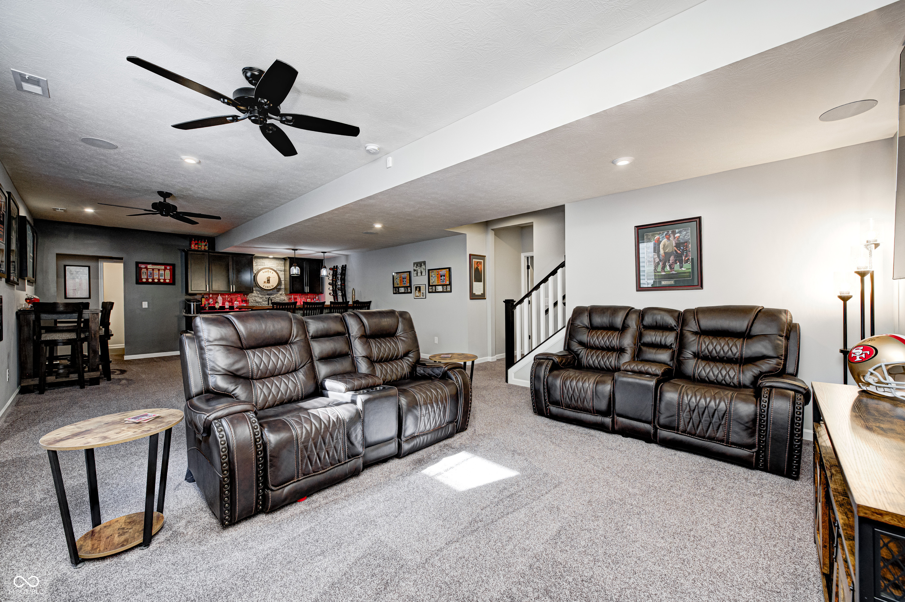 2245 Meadow Creek
