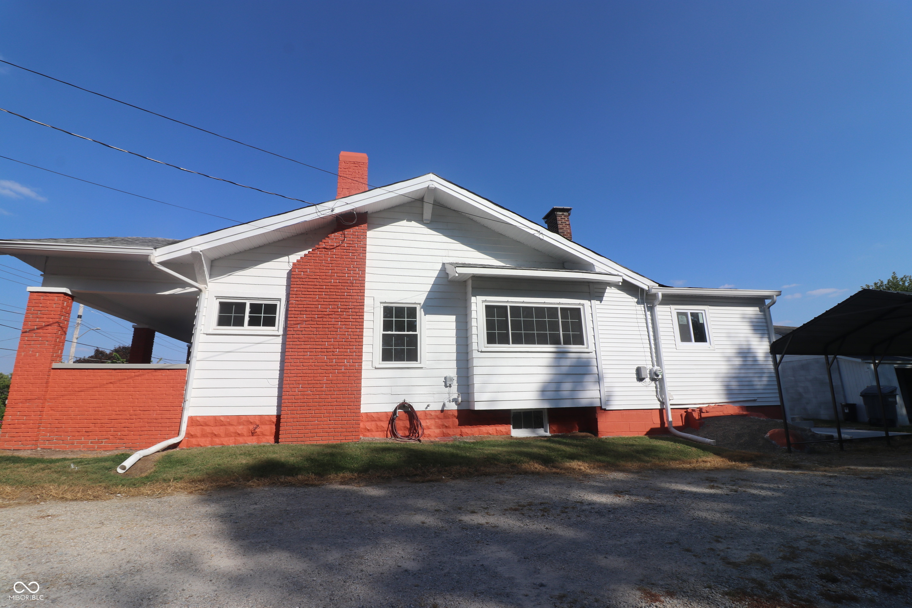 1625 E Thompson Road