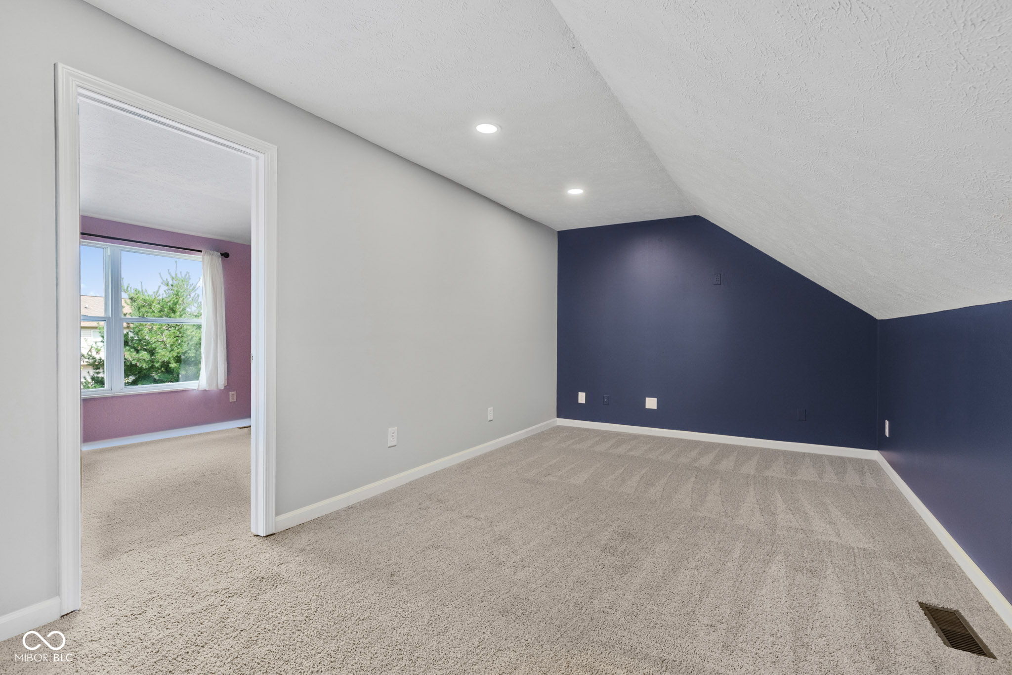 9914 Alexia Drive