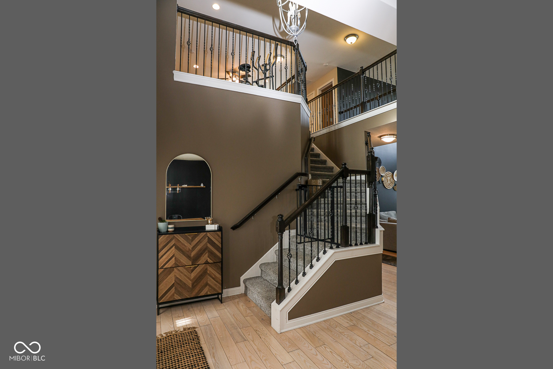 952 Silverheels Drive