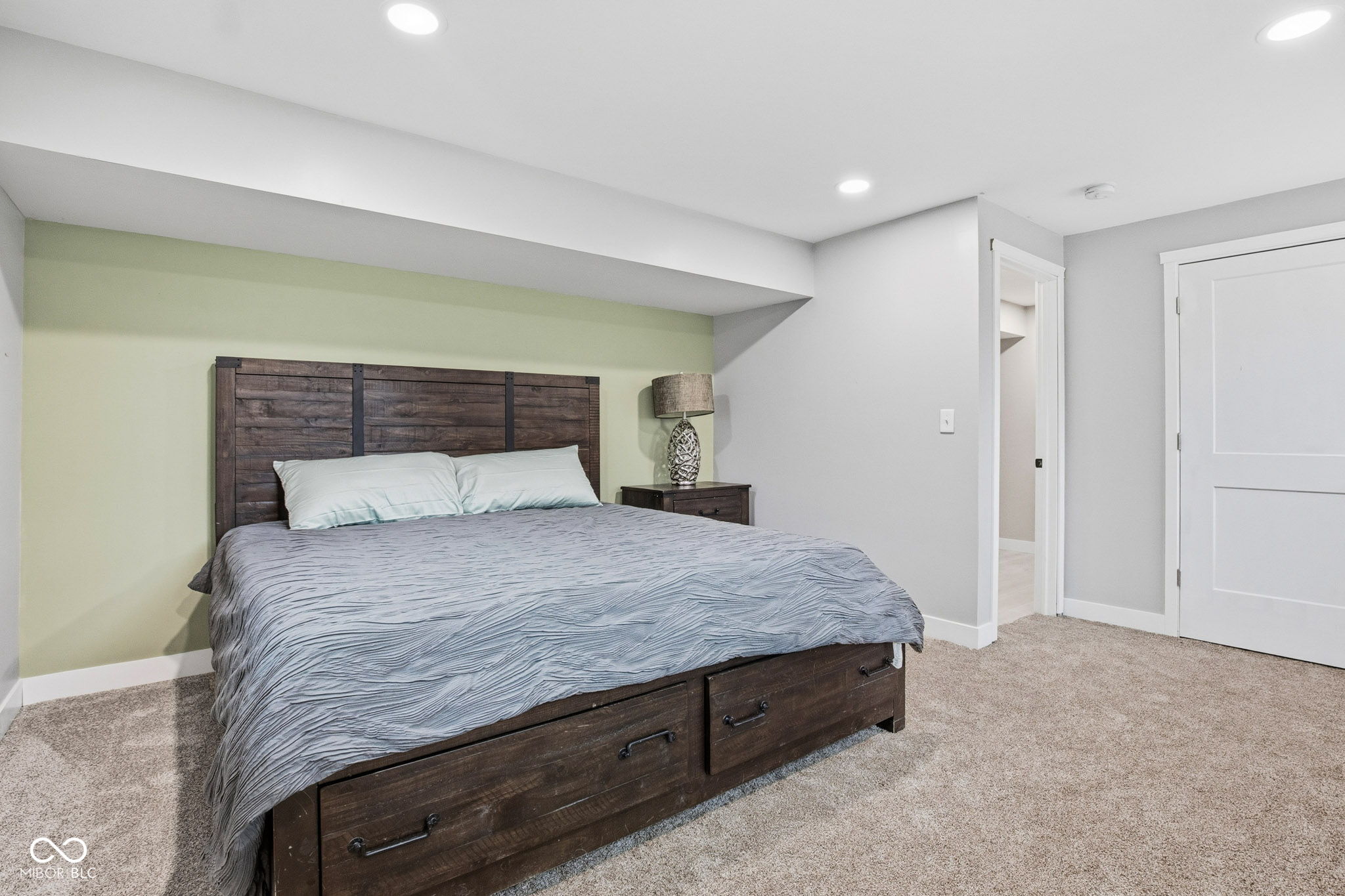 3311 Vincz Drive