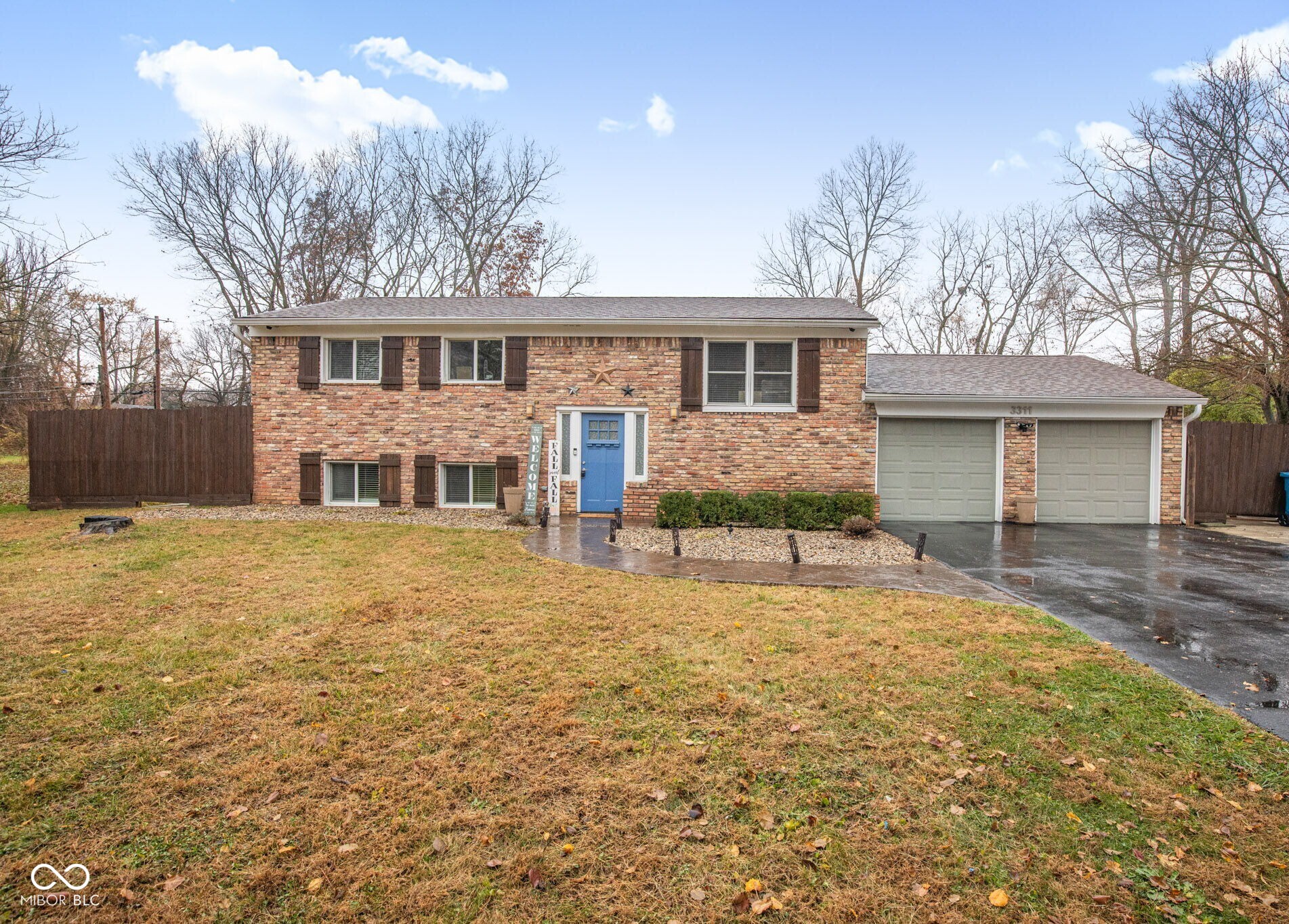 3311 Vincz Drive