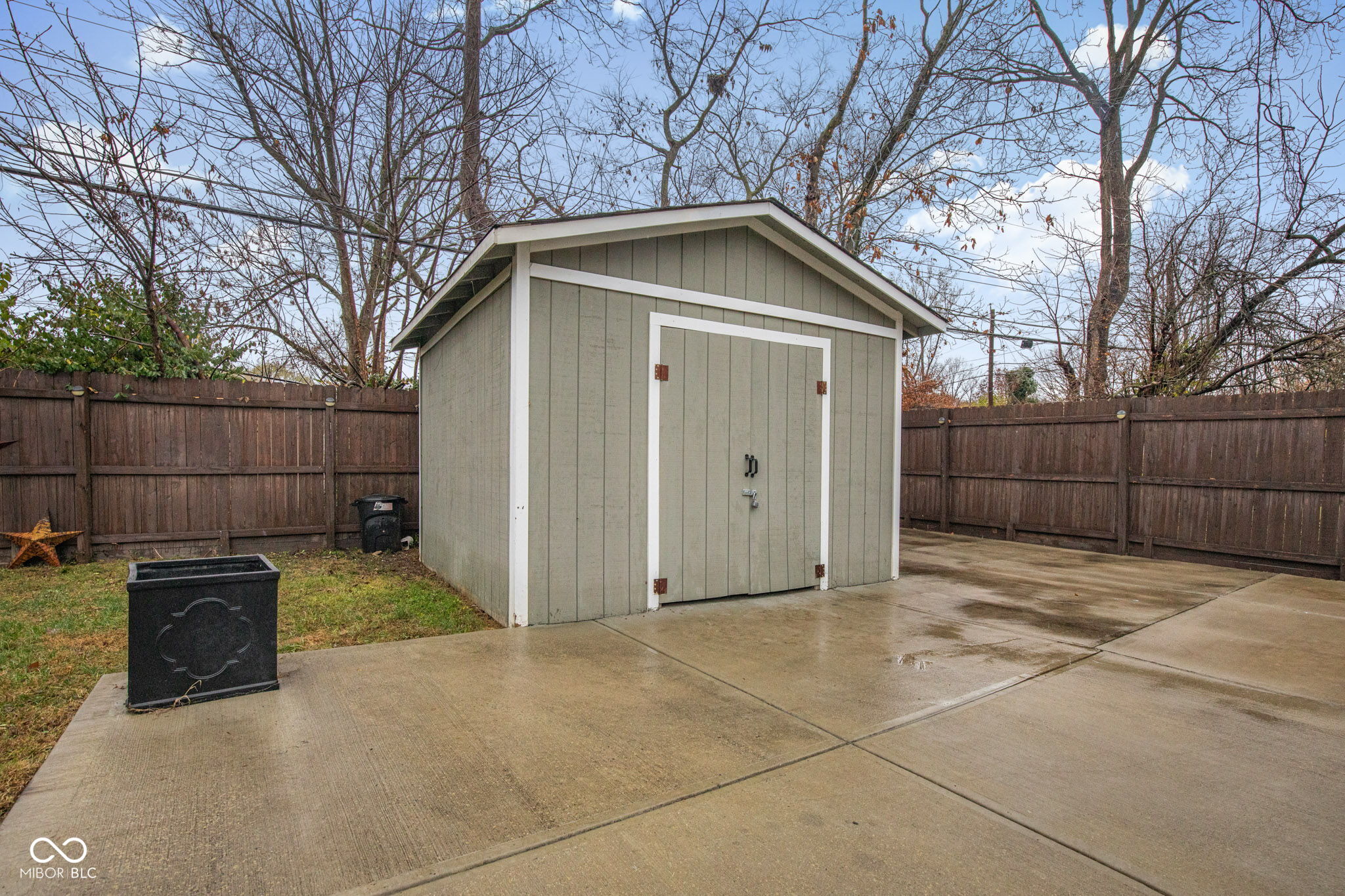 3311 Vincz Drive