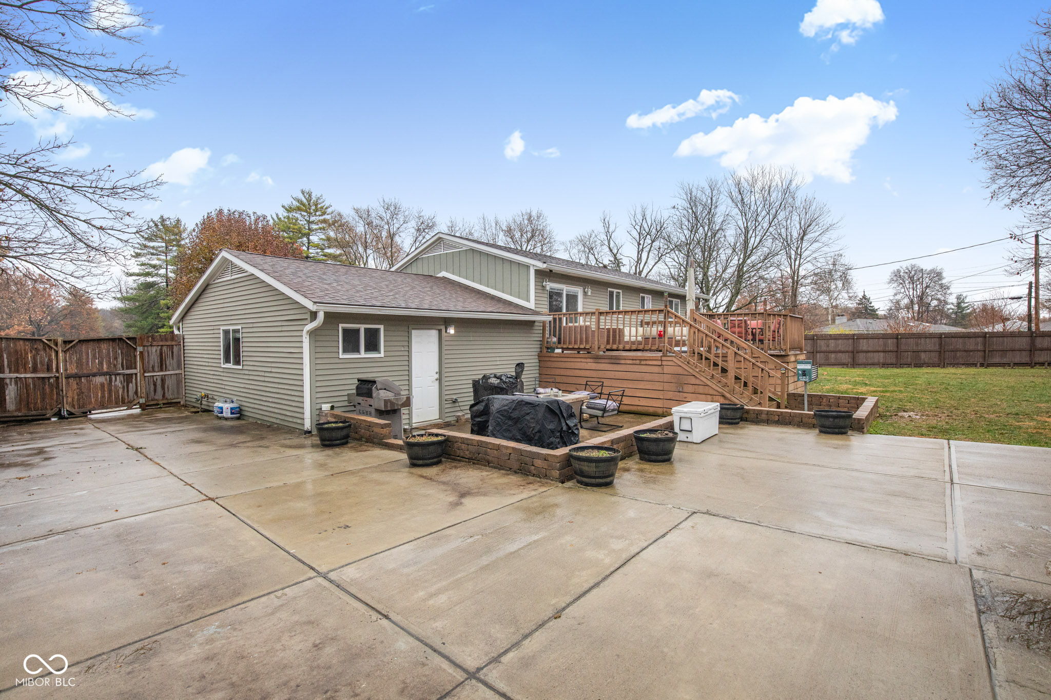 3311 Vincz Drive