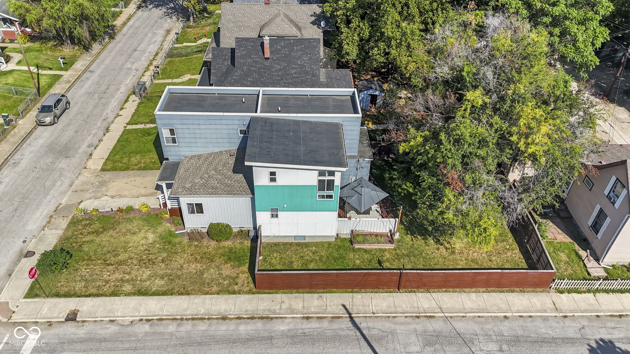 1421 Leonard Street