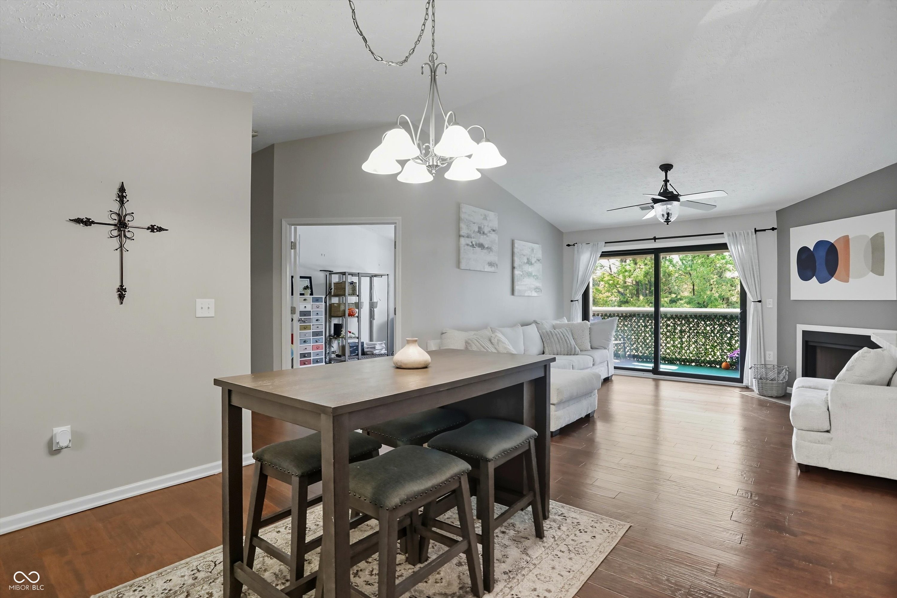 11715 Lenox Lane Unit: UNIT 207