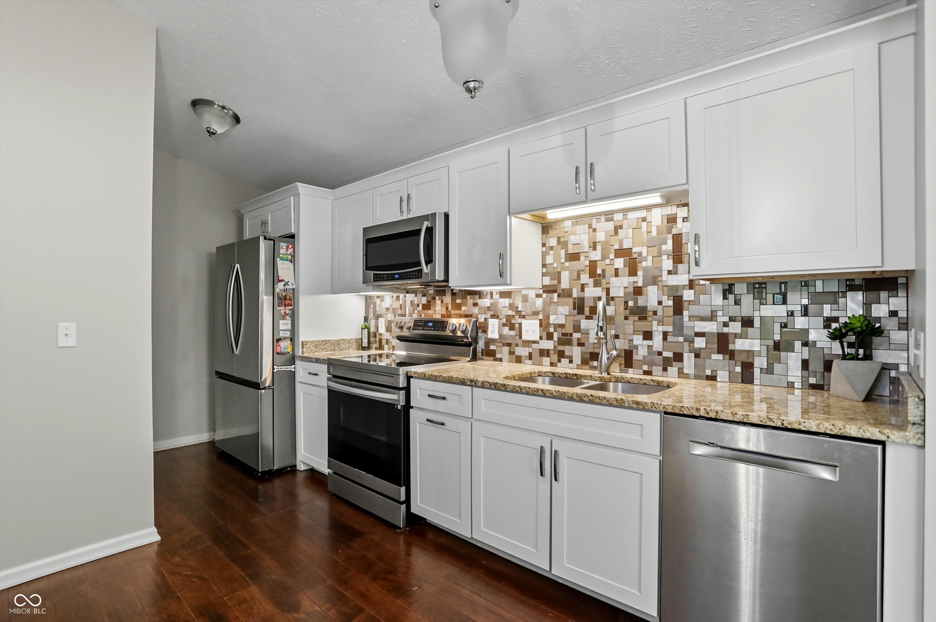 11715 Lenox Lane Unit: UNIT 207